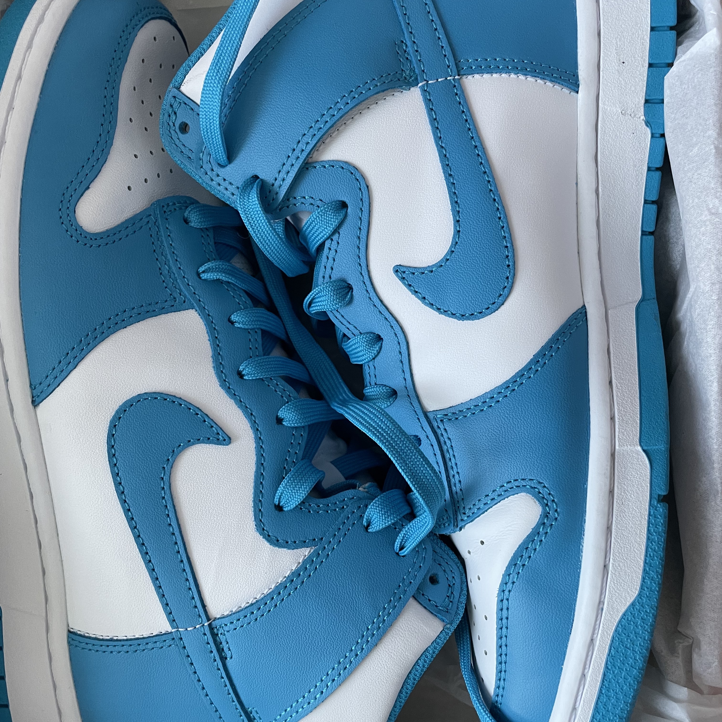 Nike Dunk High Retro Championship Blue 착용 스타일