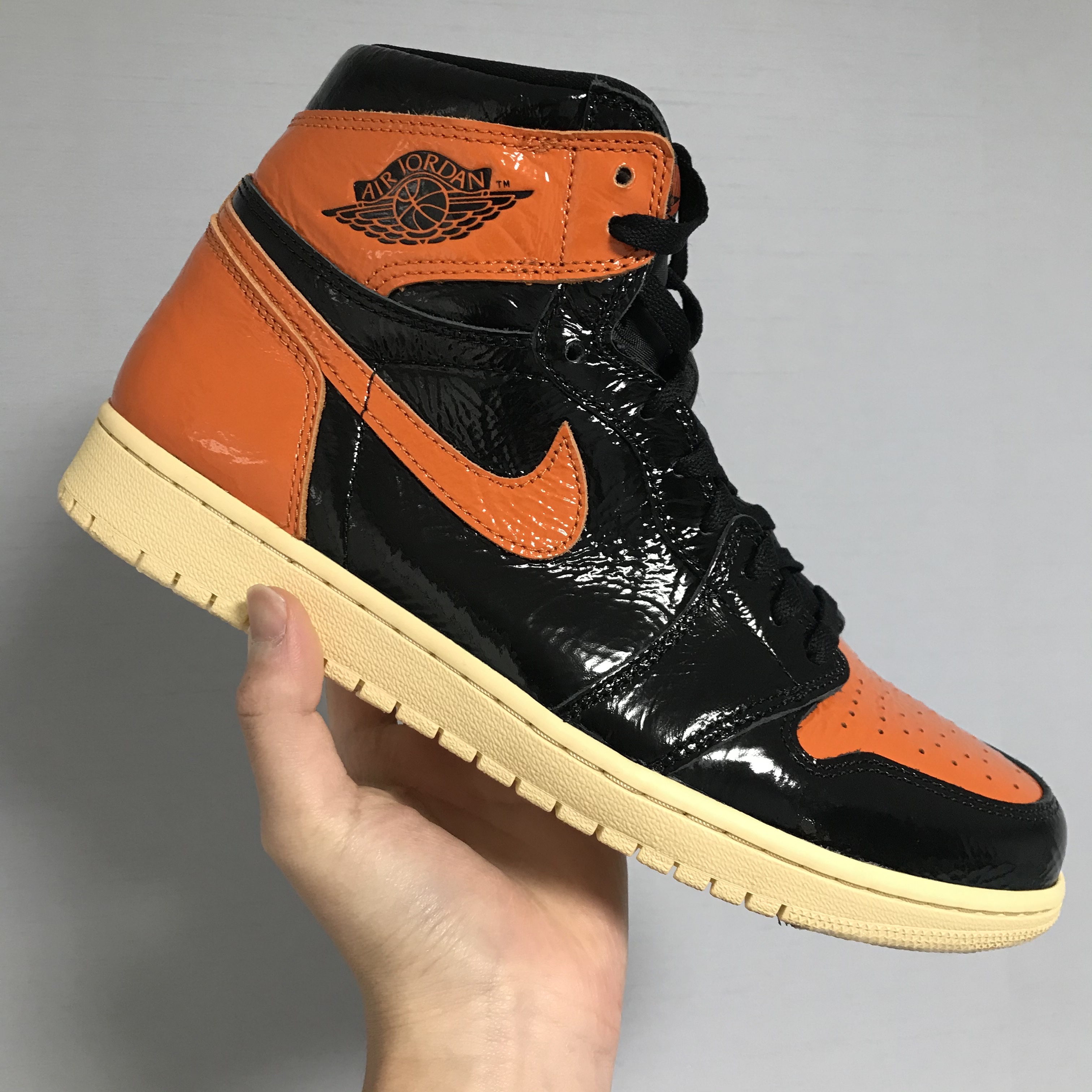 Jordan 1 Retro High OG Rust Shadow, Jordan 1 Retro High OG Heritage 착용 스타일 - 4