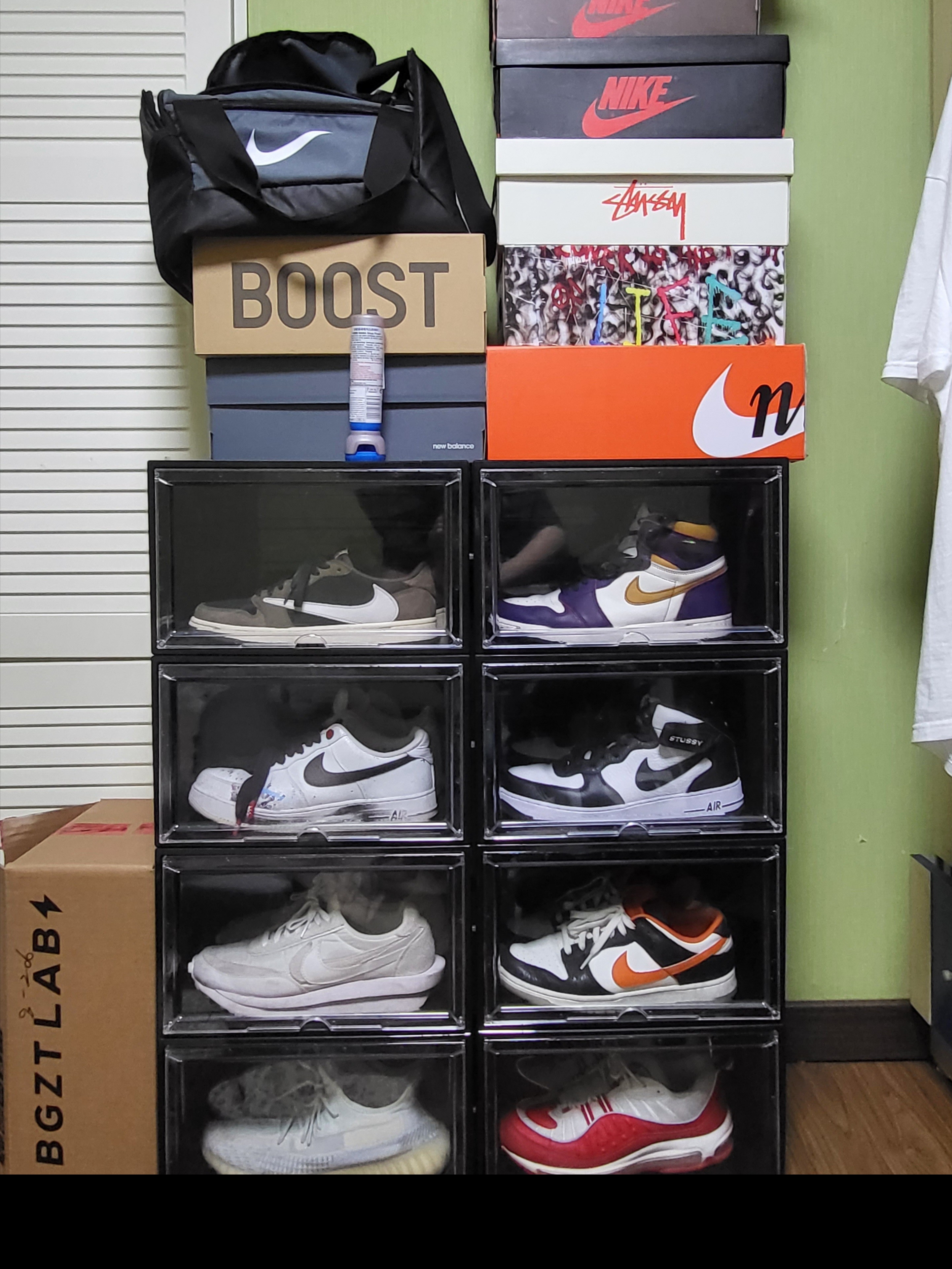 Jordan 1 x Travis Scott Retro Low OG SP Mocha, Jordan 1 Retro High OG Defiant SB LA to Chicago 착용 스타일