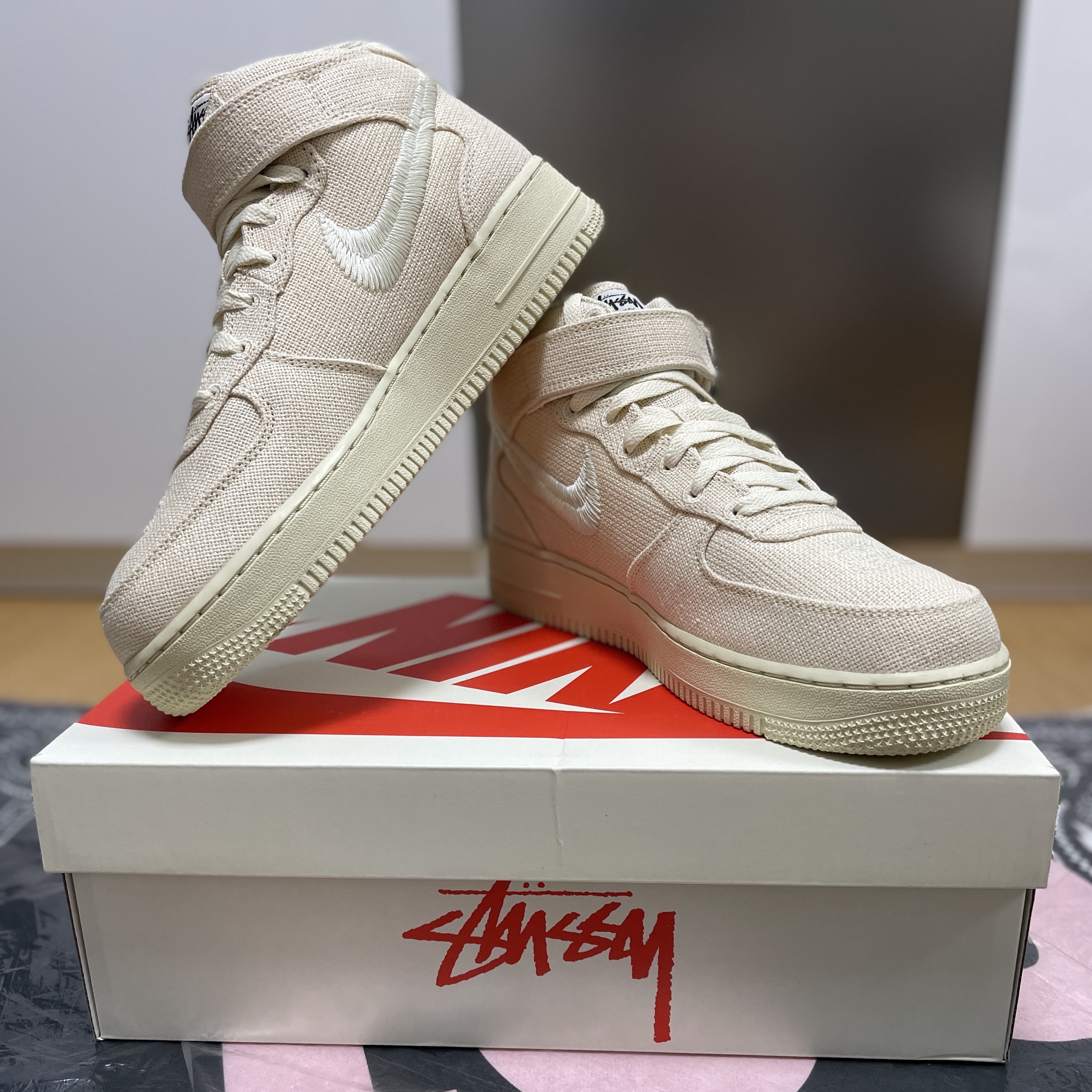 Nike x Stussy Air Force 1 '07 Mid SP Fossil 착용 스타일