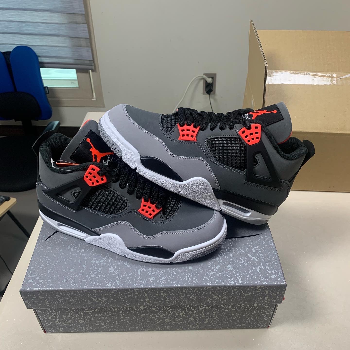Jordan 4 Retro Infrared 착용 스타일 - 1