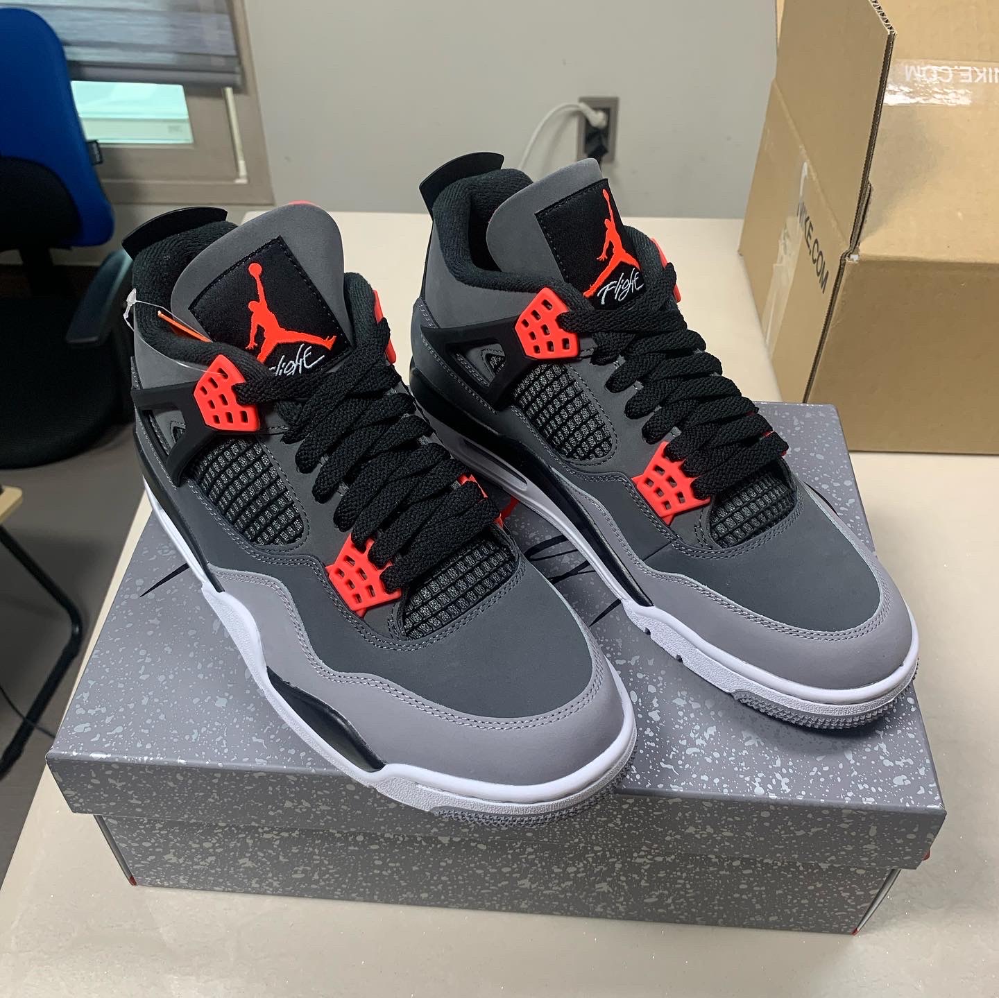 Jordan 4 Retro Infrared 착용 스타일 - 2