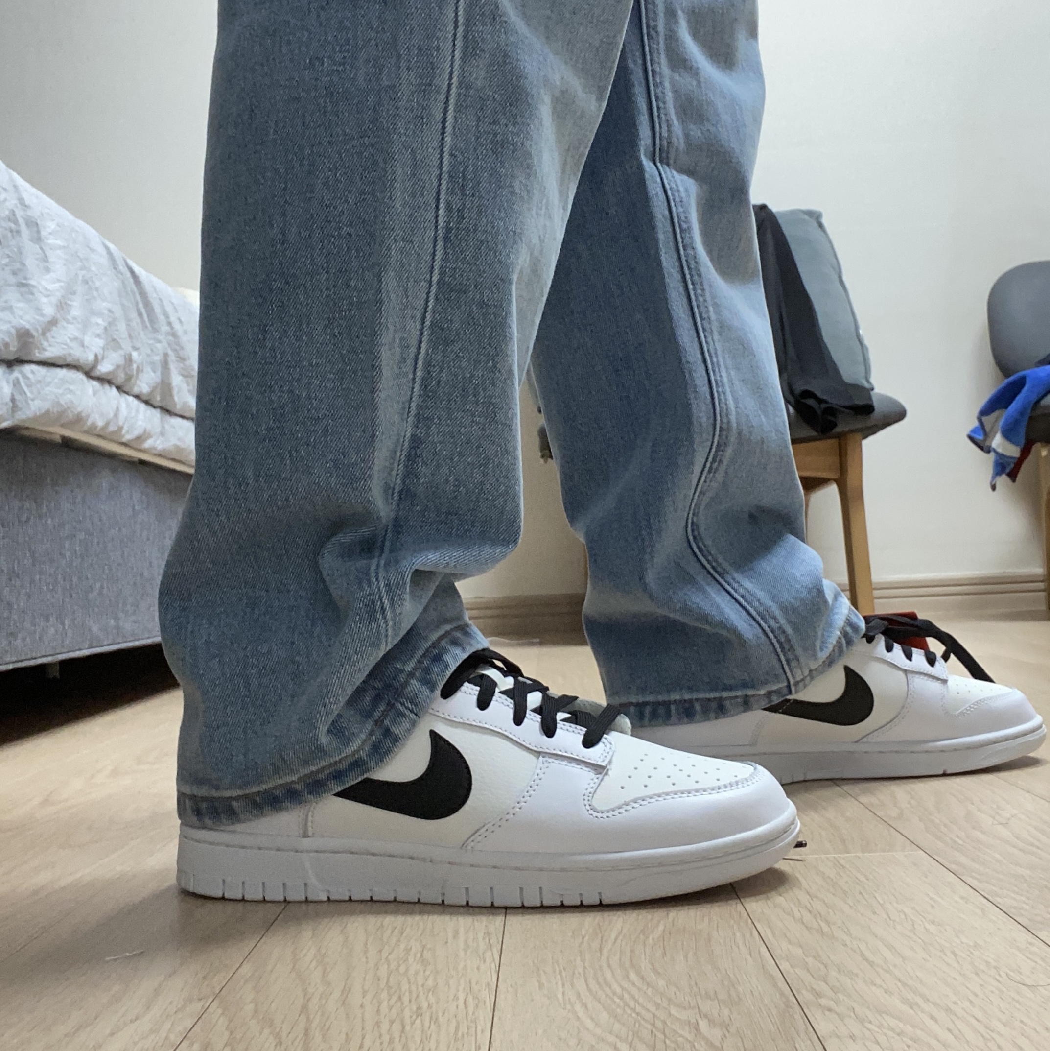 Nike Dunk Low Retro Summit White 착용 스타일