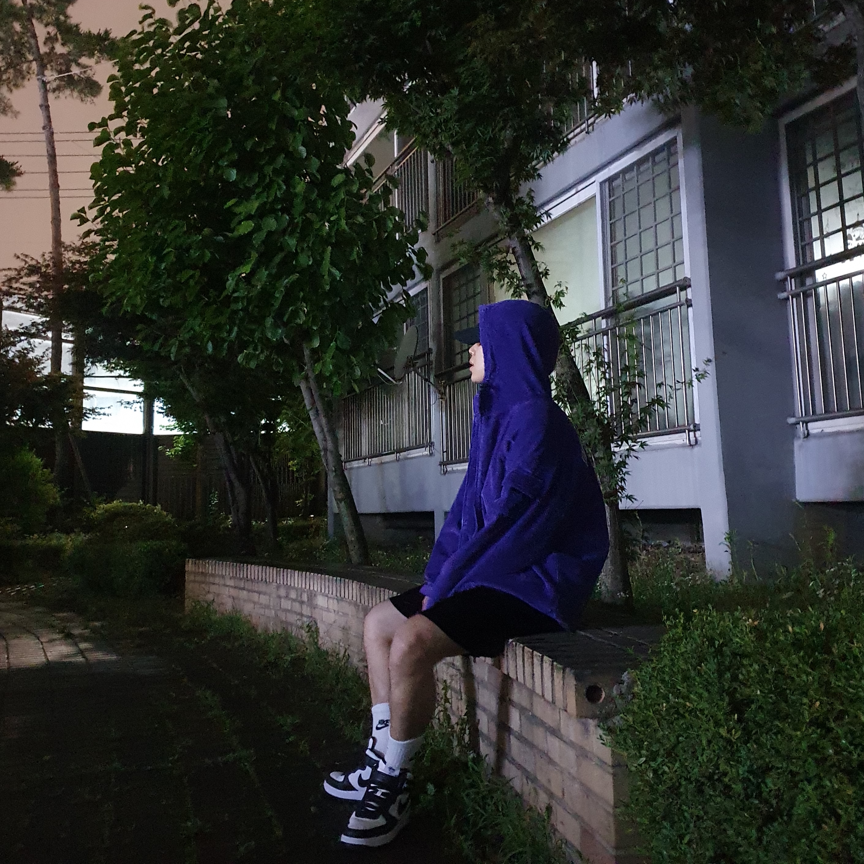 Supreme x Nike Arc Corduroy Hooded Jacket Black - 22SS, Supreme x Nike Arc Corduroy Hooded Jacket Purple - 22SS 착용 스타일 - 3