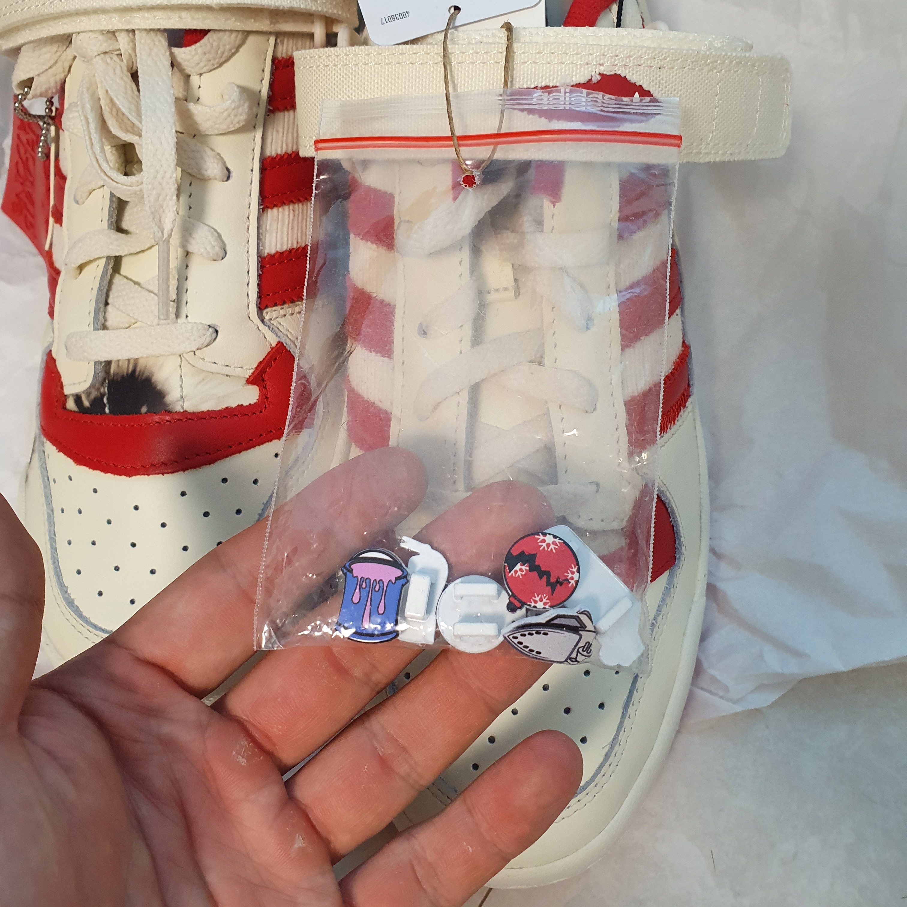 Adidas Forum Low Home Alone 착용 스타일 - 5