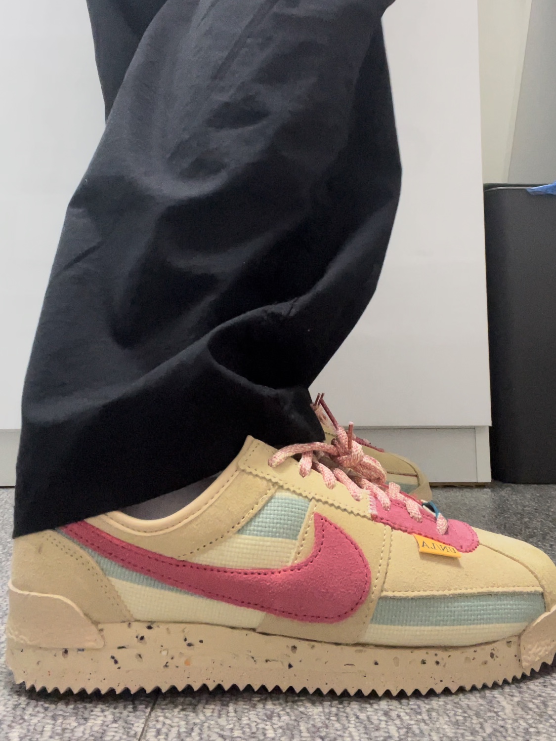 Nike x Union Cortez SP Sesame 착용 스타일 - 4