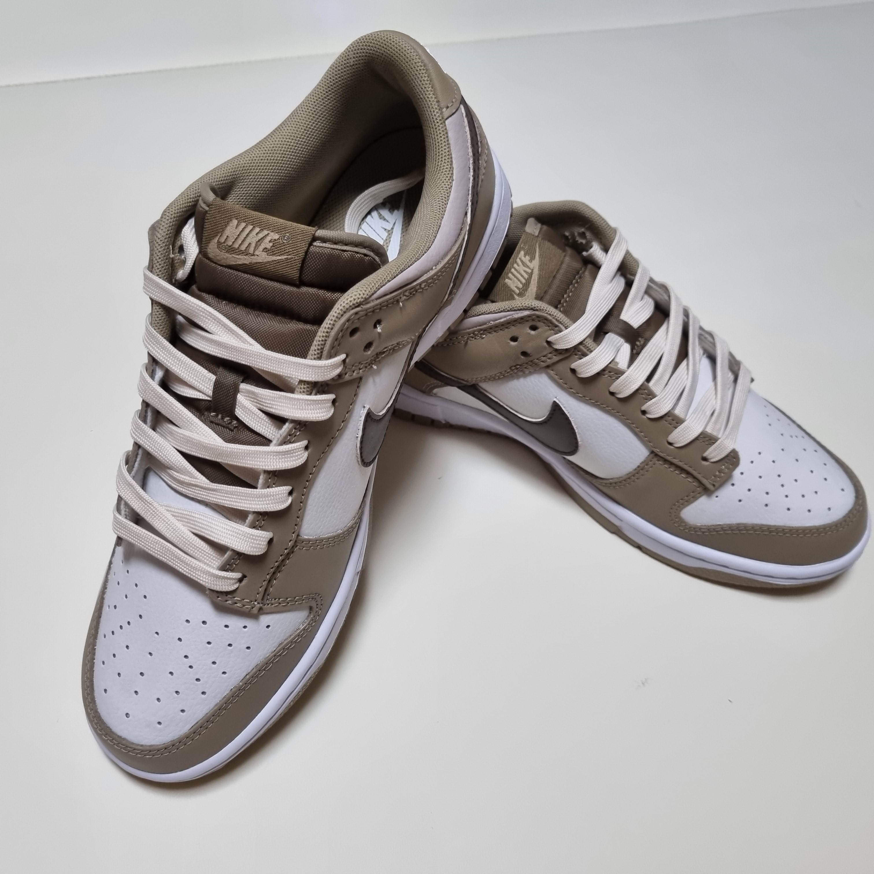 Nike Dunk Low Retro Khaki Hazel Rush 착용 스타일 - 3
