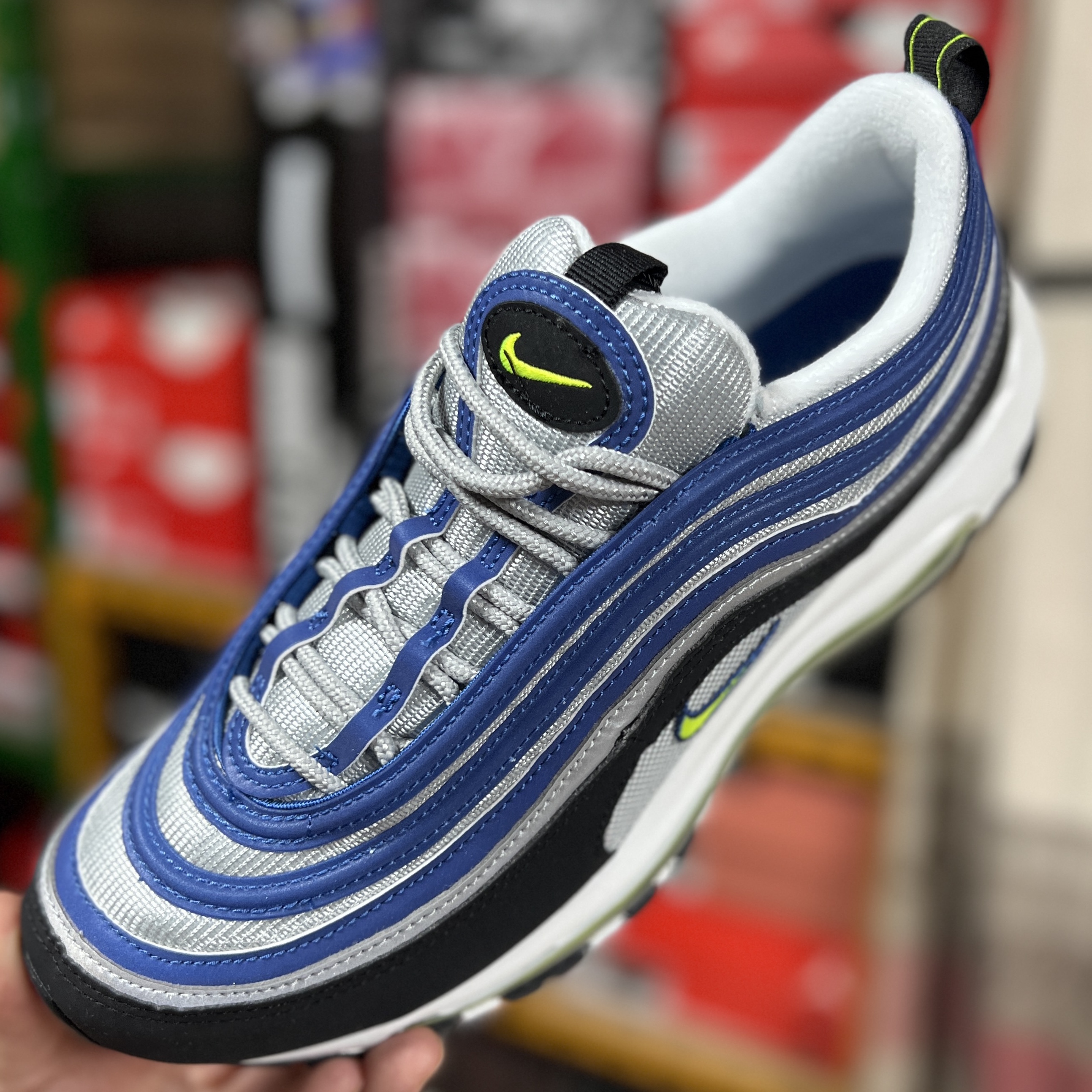 Nike Air Max 97 OG Atlantic Blue and Voltage Yellow 착용 스타일 - 1