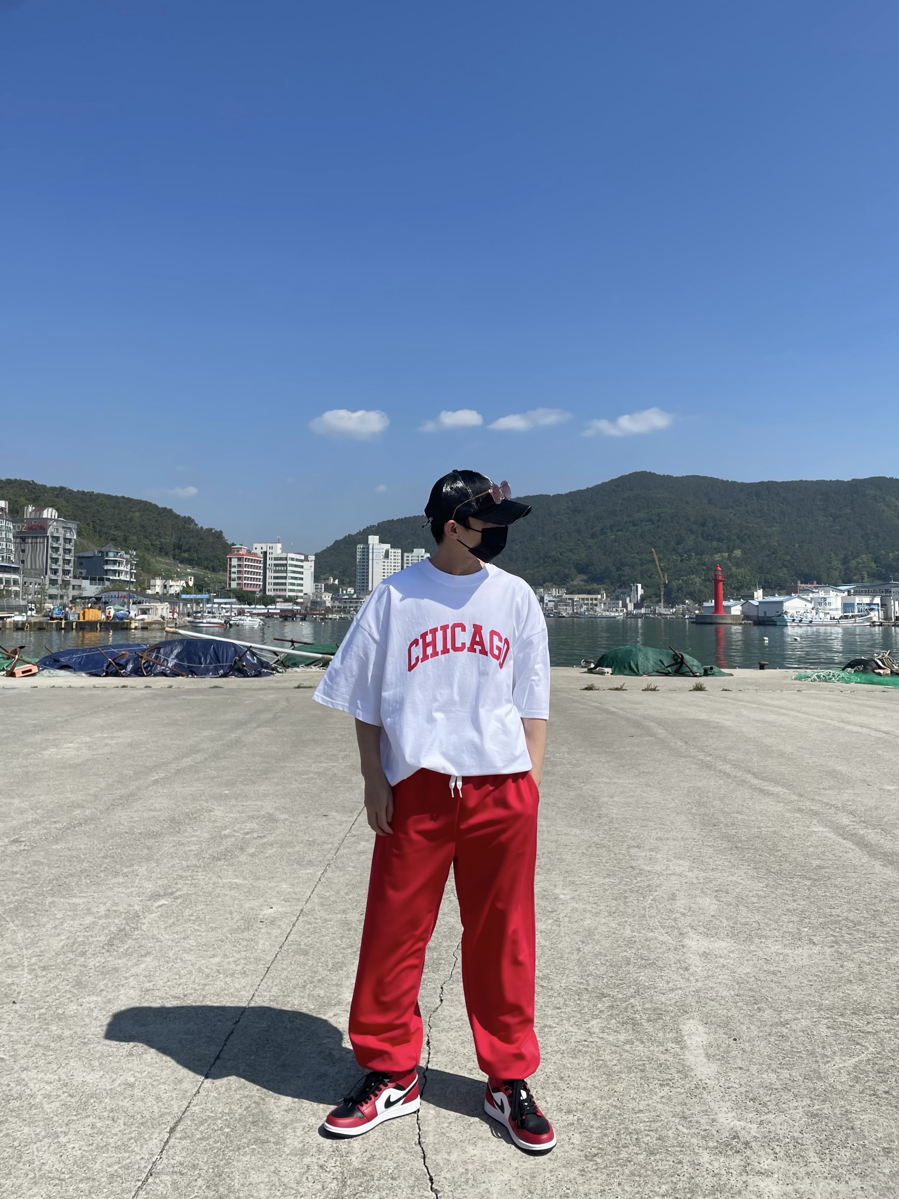 Jordan 1 Mid Chicago Black Toe 착용 스타일 - 4