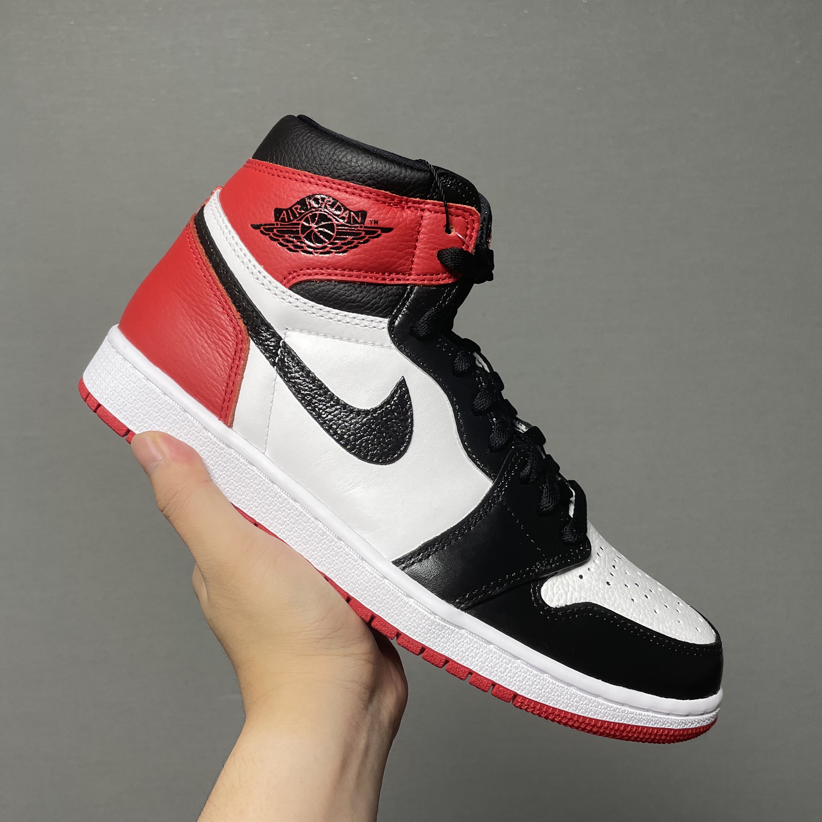 Jordan 1 Retro High OG Heritage 착용 스타일