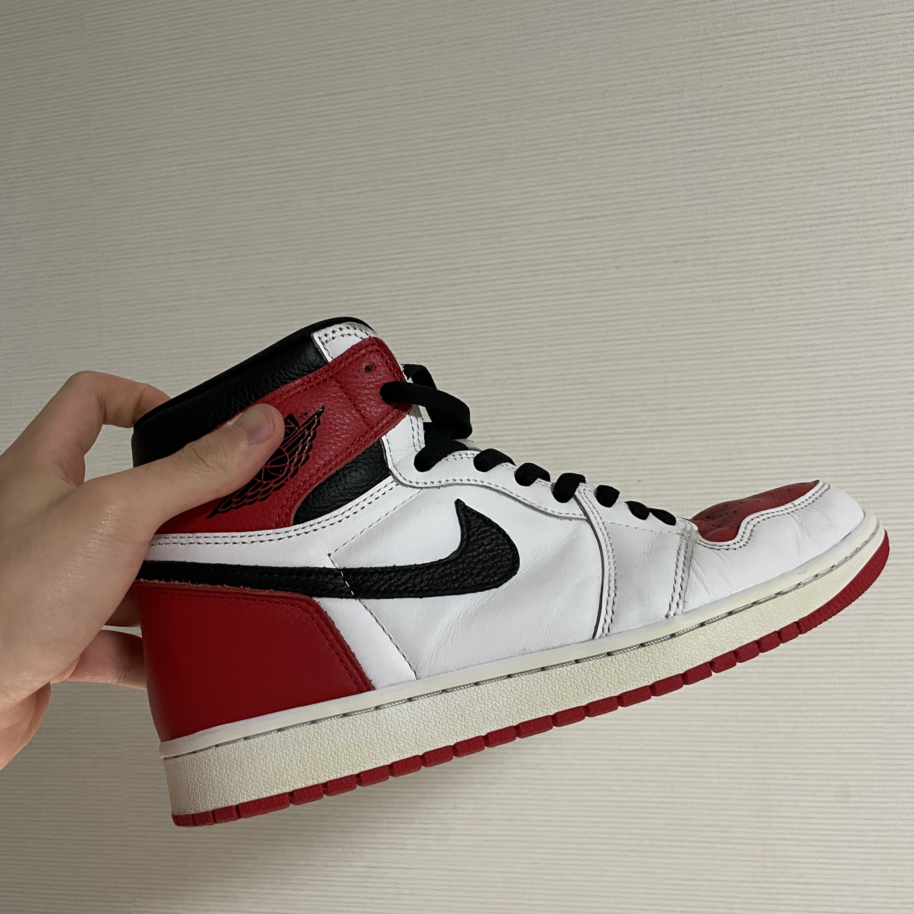 Jordan 1 Mid Chicago 2020, Jordan 1 Retro High OG Heritage 착용 스타일 - 2