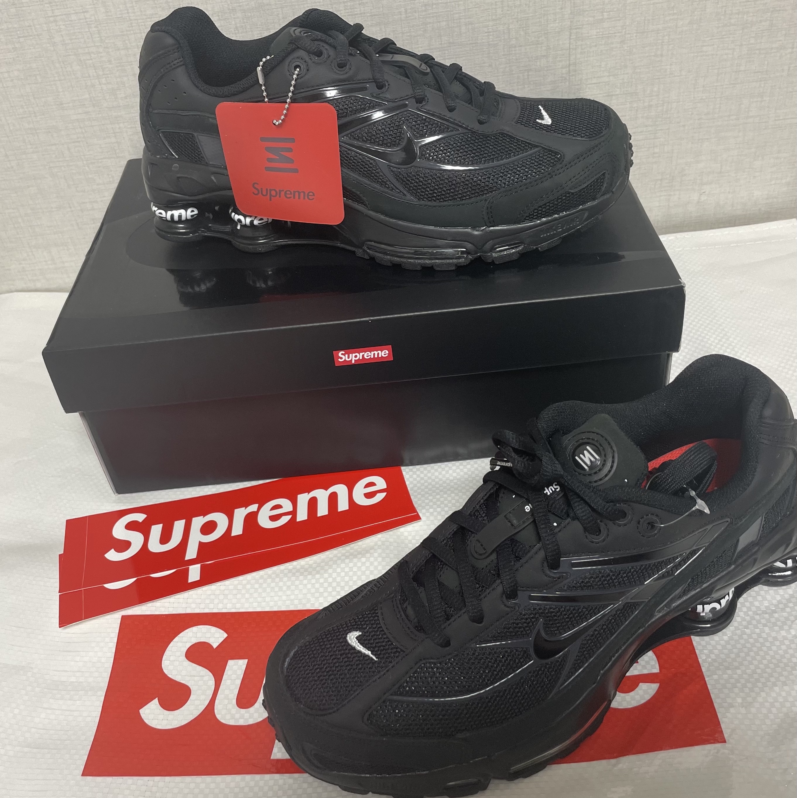 Nike x Supreme Shox Ride 2 SP Black 착용 스타일