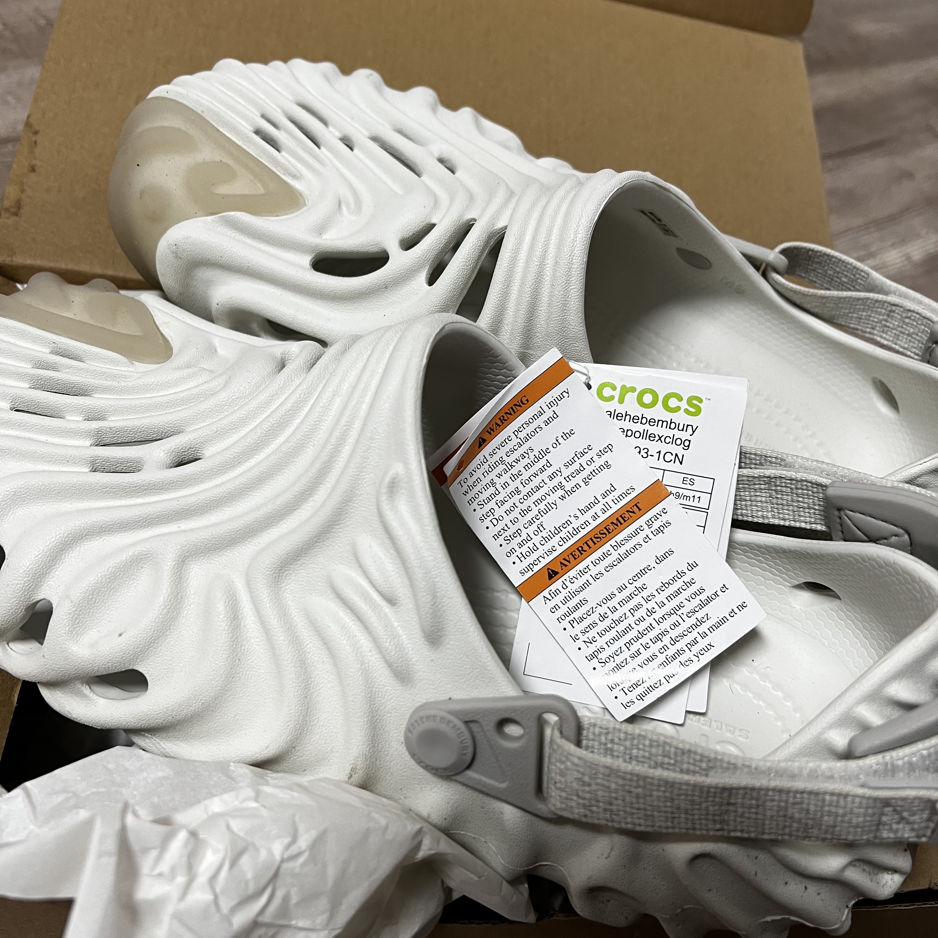 Crocs x Salehe Bembury Pollex Clog Stratus 착용 스타일 - 4