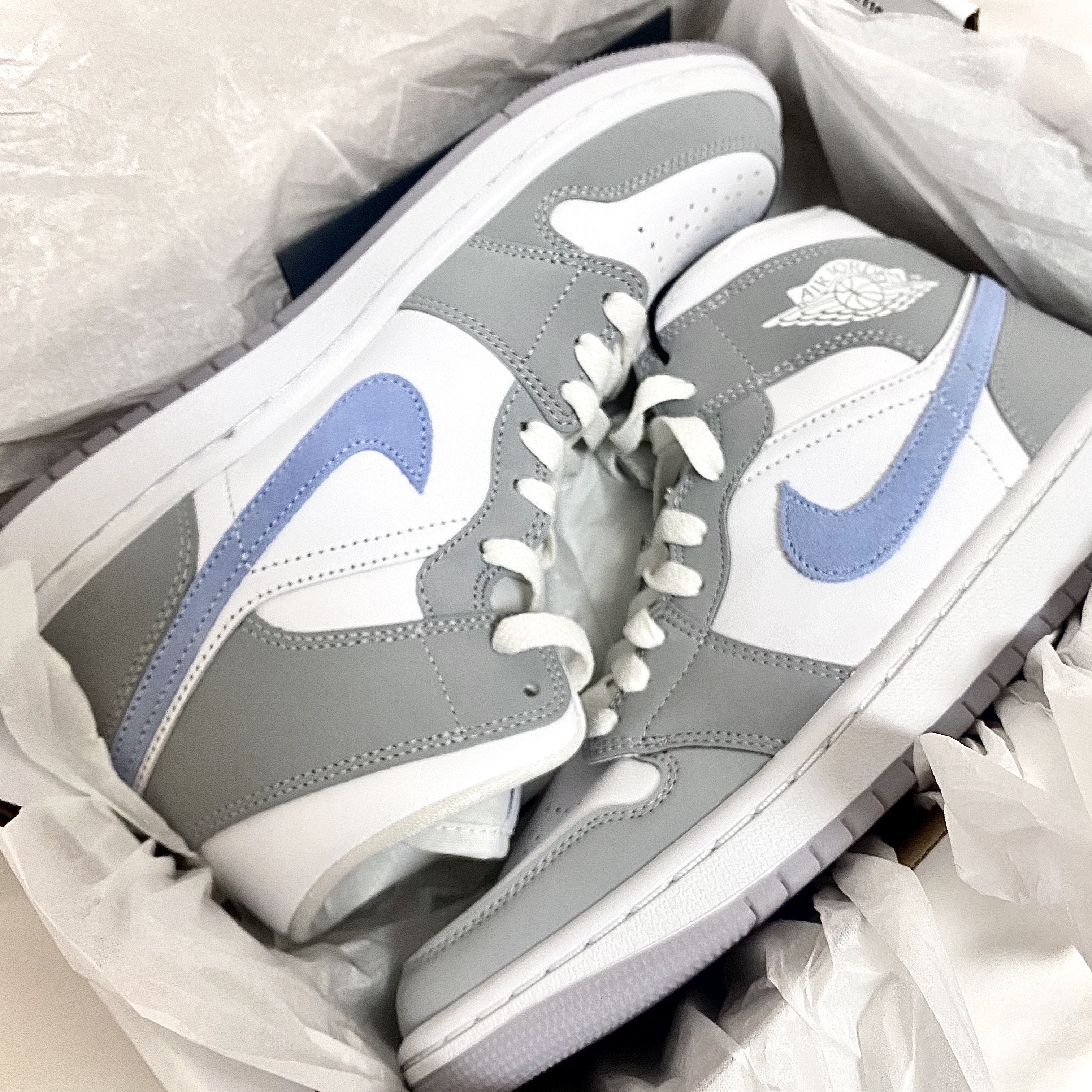 (W) Jordan 1 Mid Wolf Grey 착용 스타일 - 2