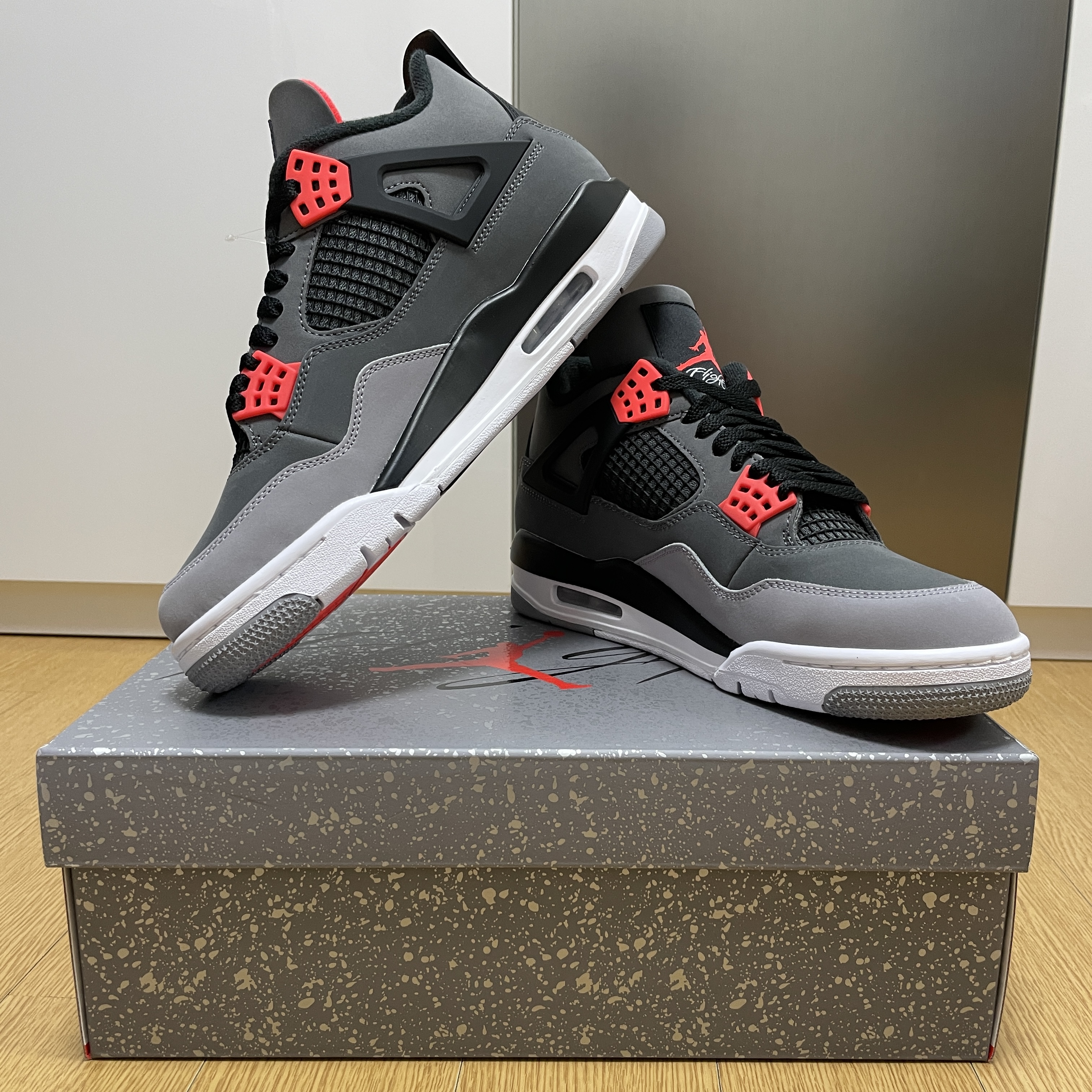 Jordan 4 Retro Infrared 착용 스타일