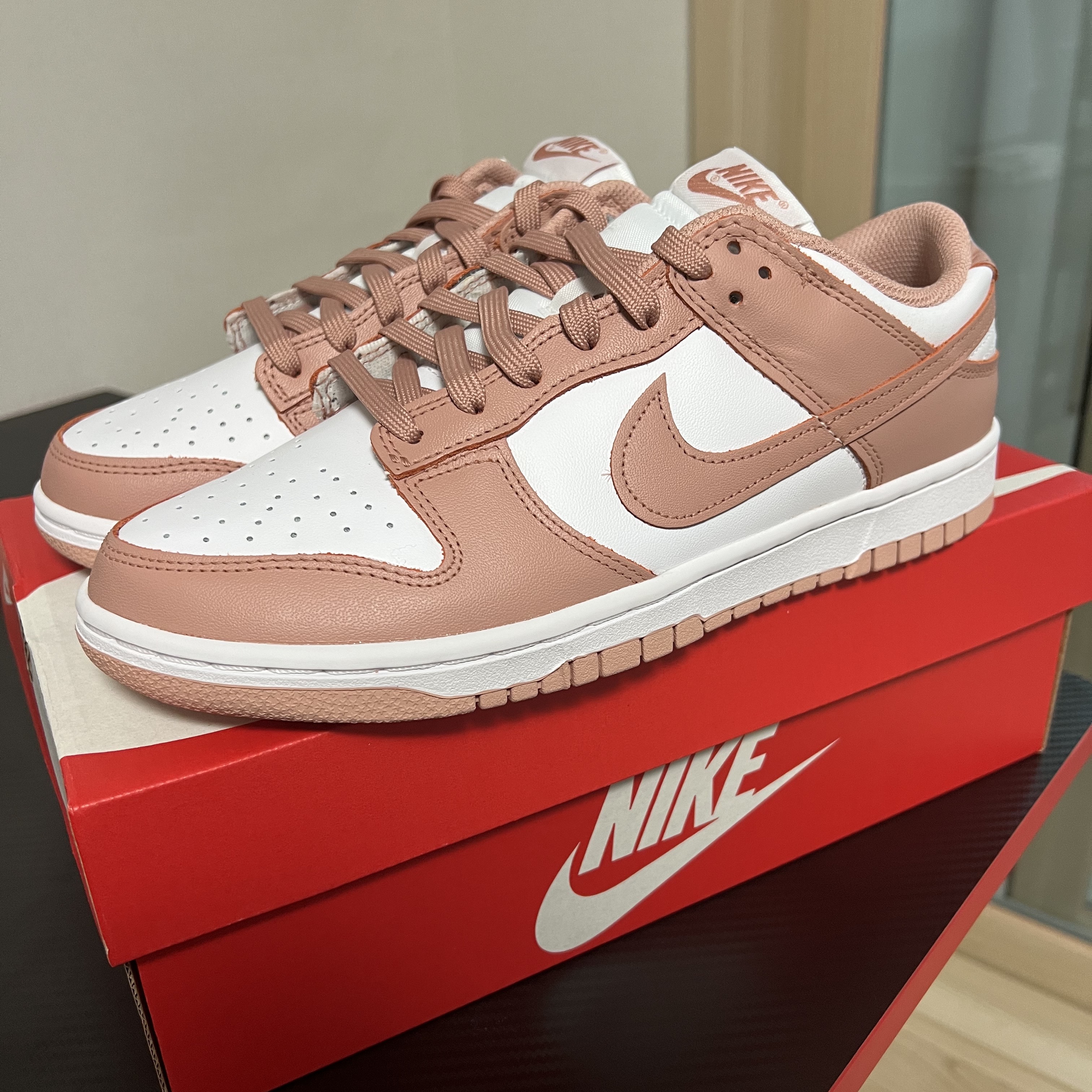 (W) Nike Dunk Low Rose Whisper 착용 스타일