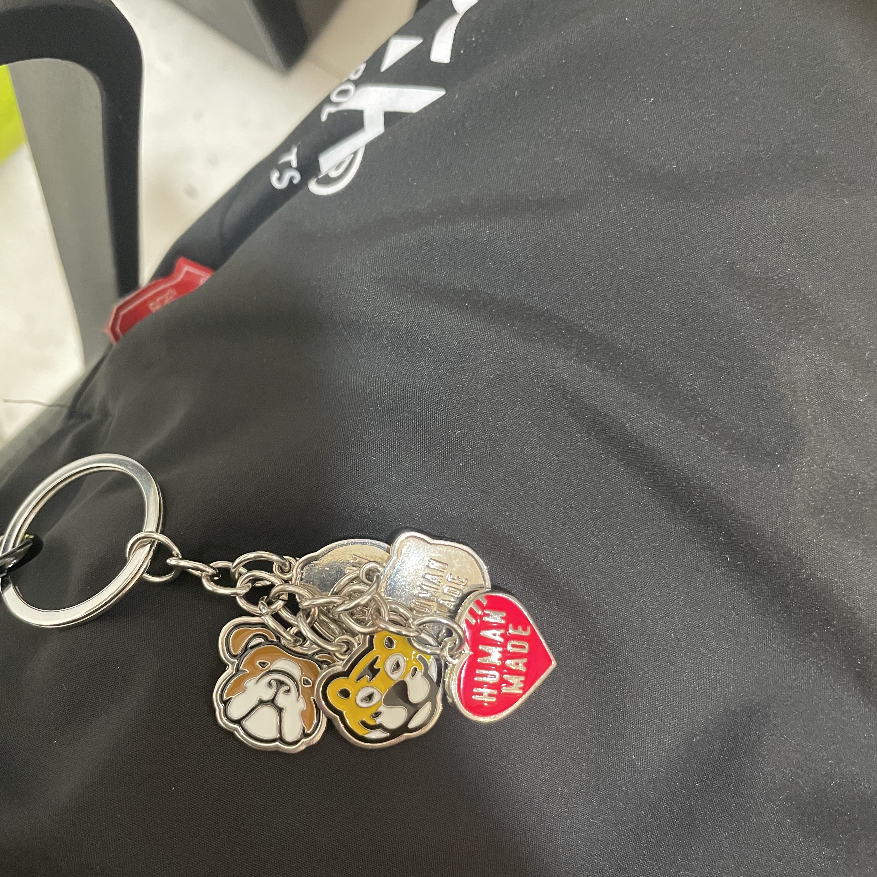 Human Made Animal Keyring Silver 착용 스타일