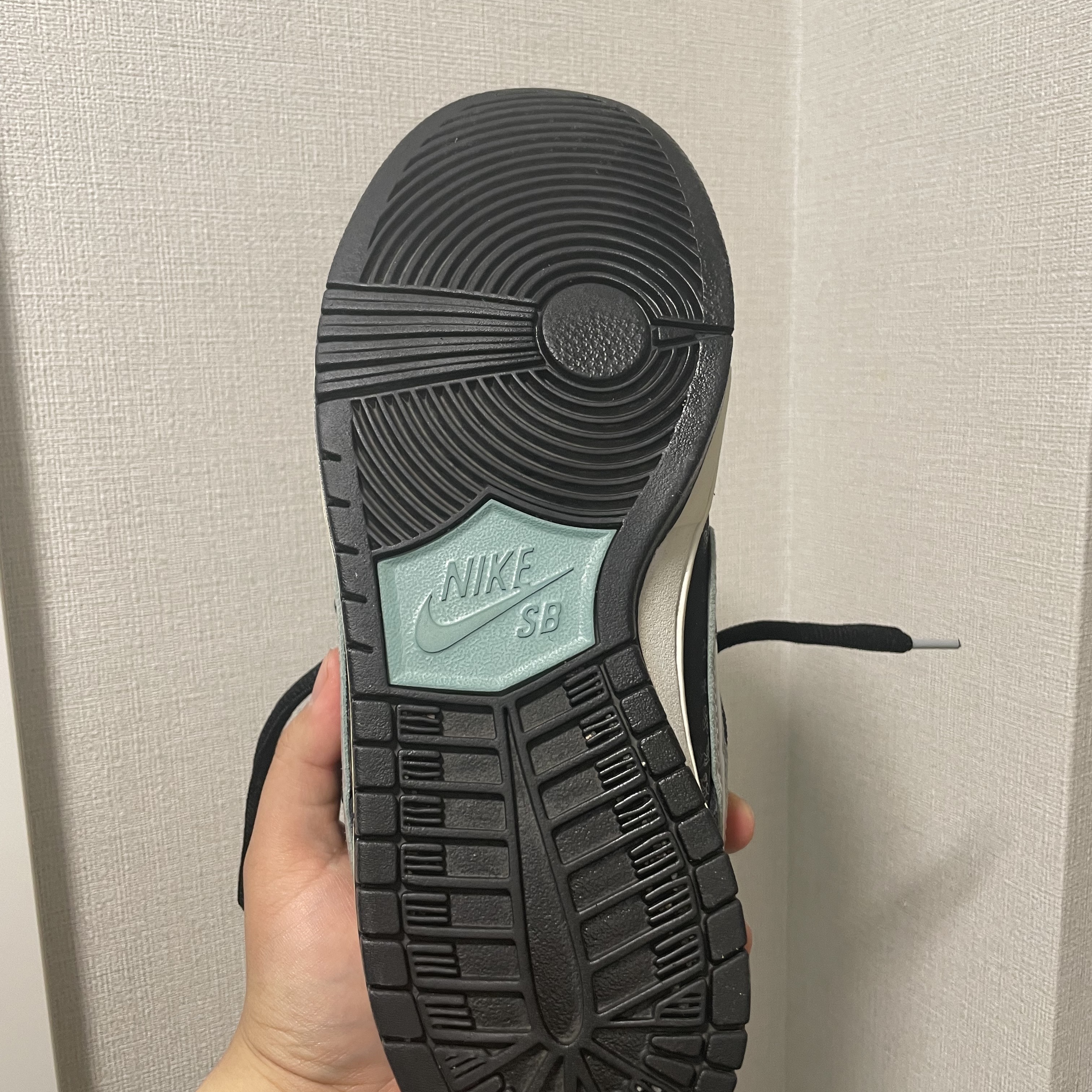 Nike x S.P.O.T. x Lance Mountain Dunk SB Low Black, Nike x S.P.O.T. x Lance Mountain Dunk SB Low Black (Special Box) 착용 스타일 - 3