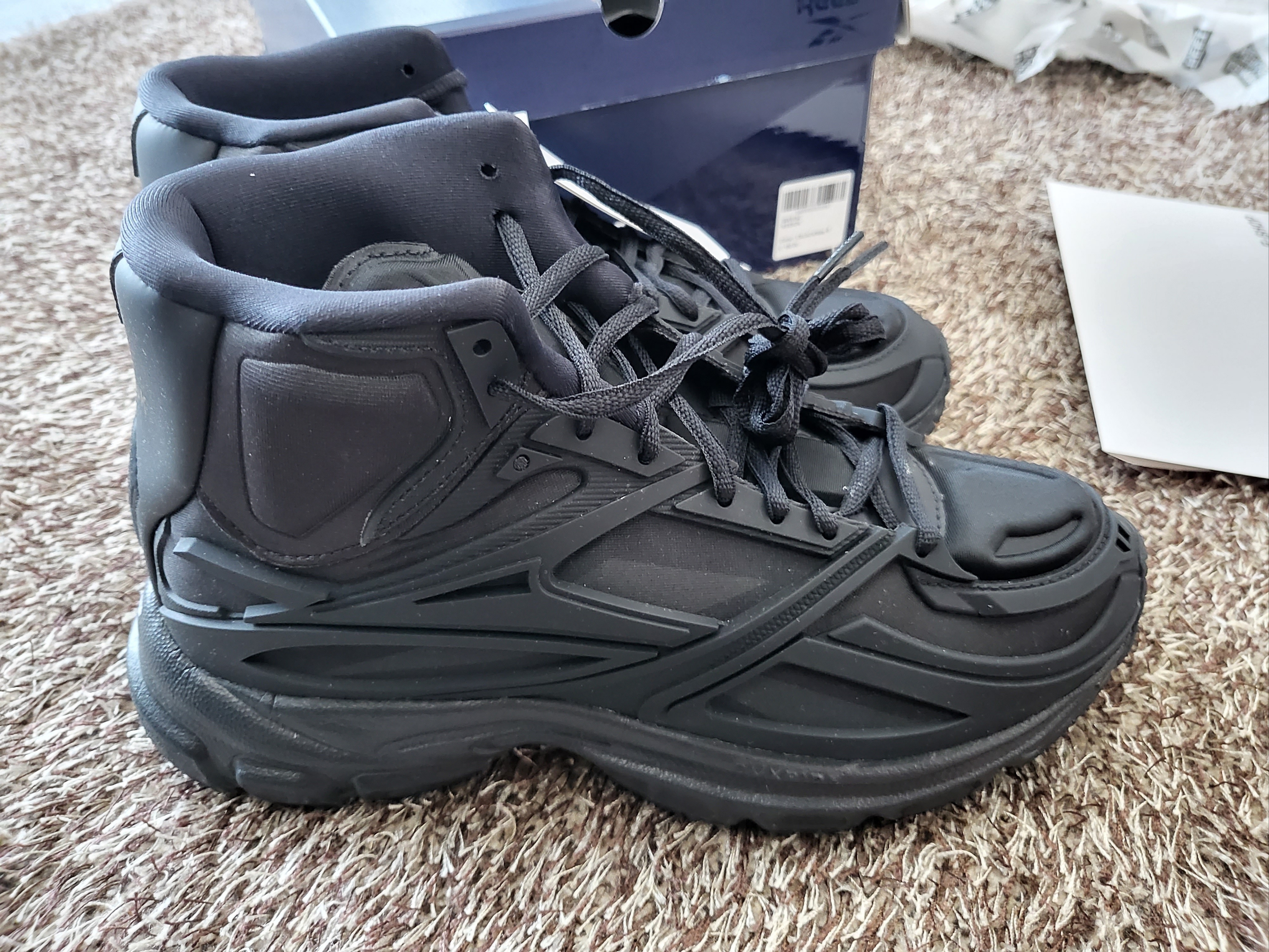 Reebok x Kanghyuk Premier Road Modern Mid Black 착용 스타일 - 1