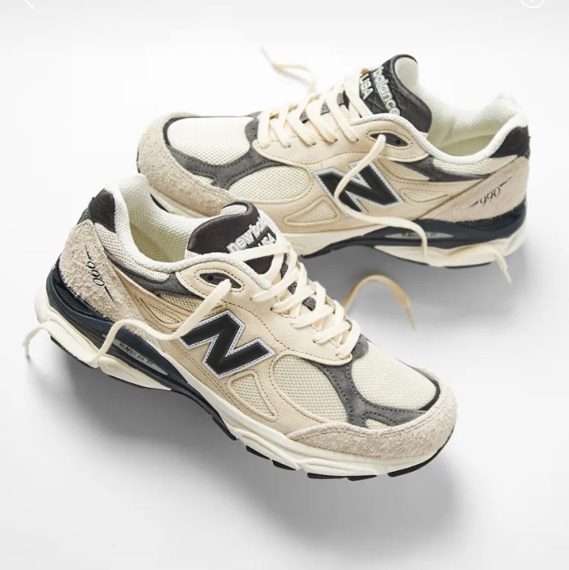 New Balance 990v3 Made in USA Moonbeam Macadamia Nut 착용 스타일 - 3