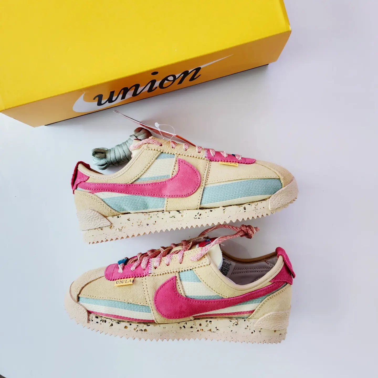 Nike x Union Cortez SP Sesame 착용 스타일 - 3