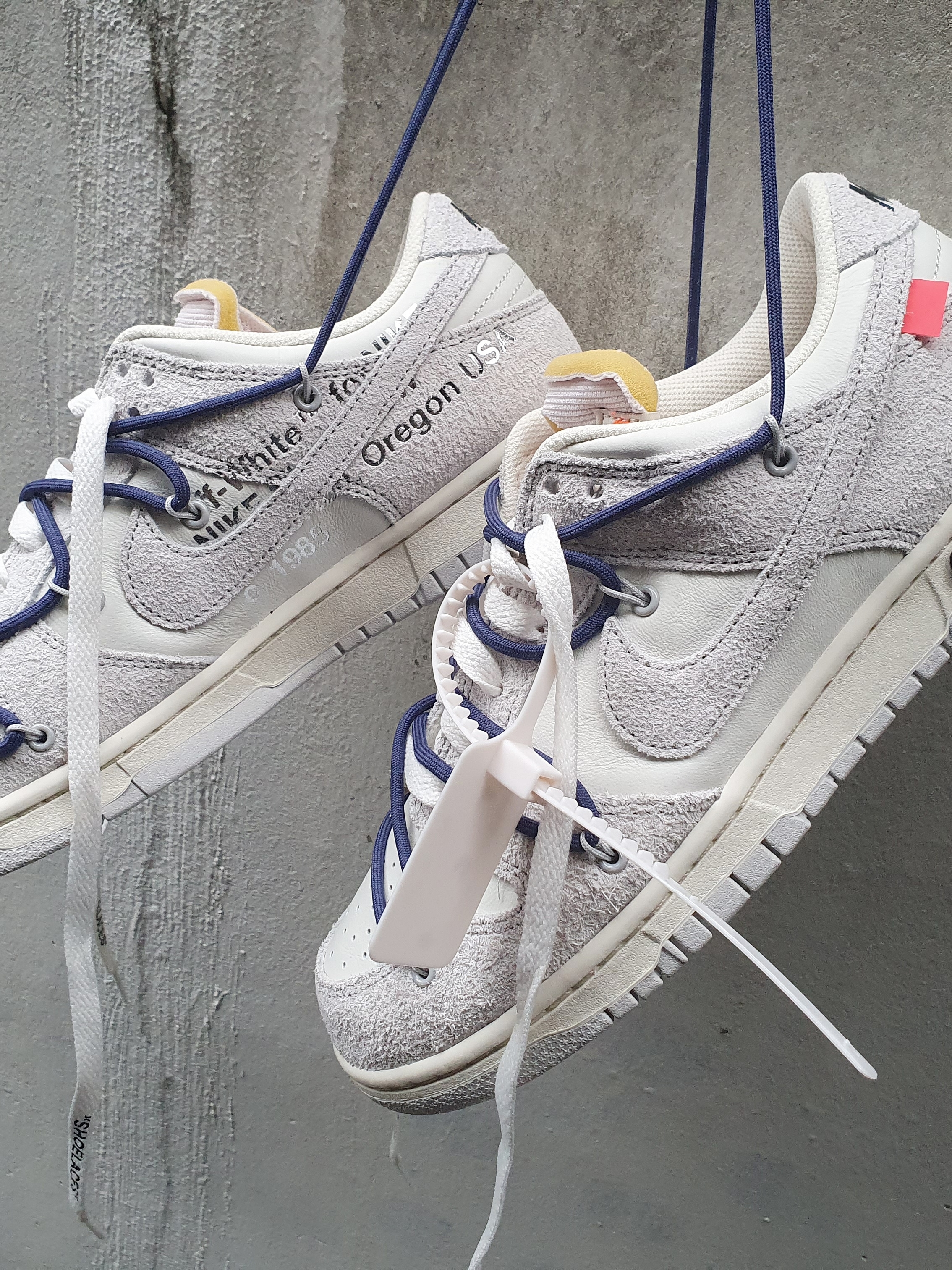 Nike x Off-White Dunk Low The 50 - Lot 18, Uniqlo x Marni Oversized Utility Jacket Blue 착용 스타일 - 2