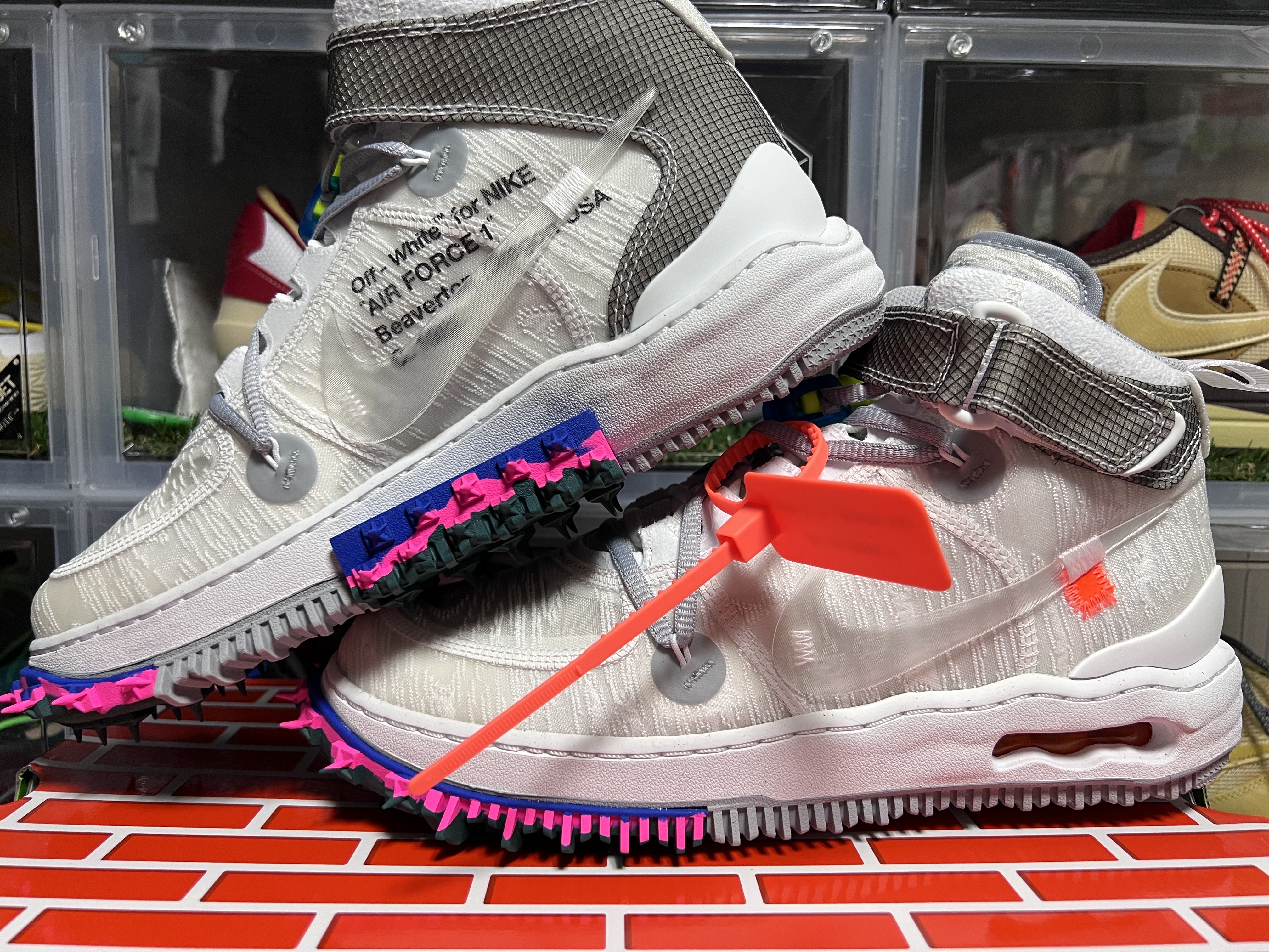 Nike x Off-White Air Force 1 Mid SP White 착용 스타일 - 3