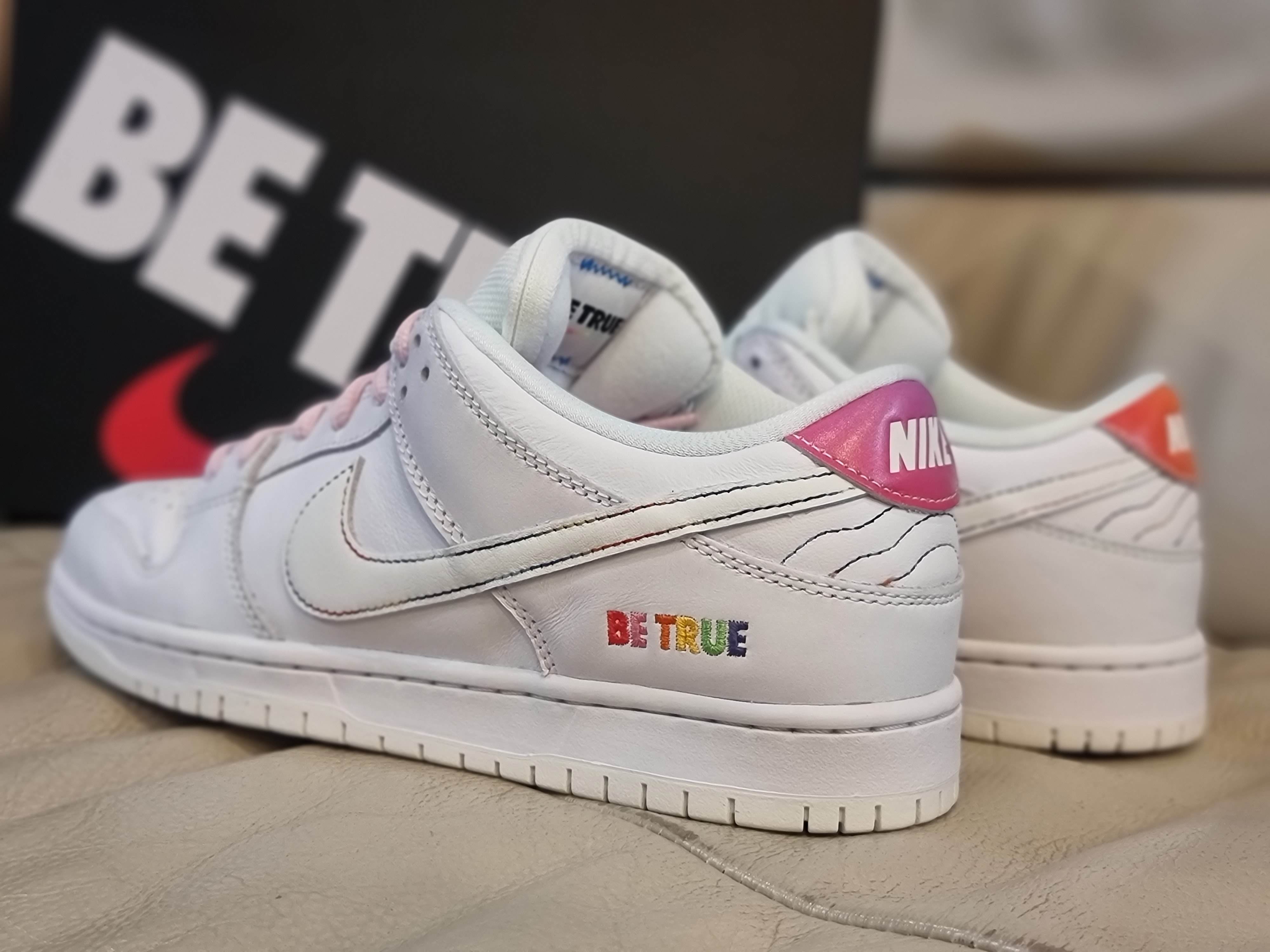Nike SB Dunk Low Pro Be True 착용 스타일 - 3
