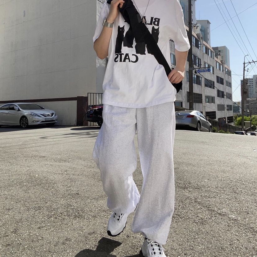 (W) Nike TC 7900 Summit White 착용 스타일 - 2