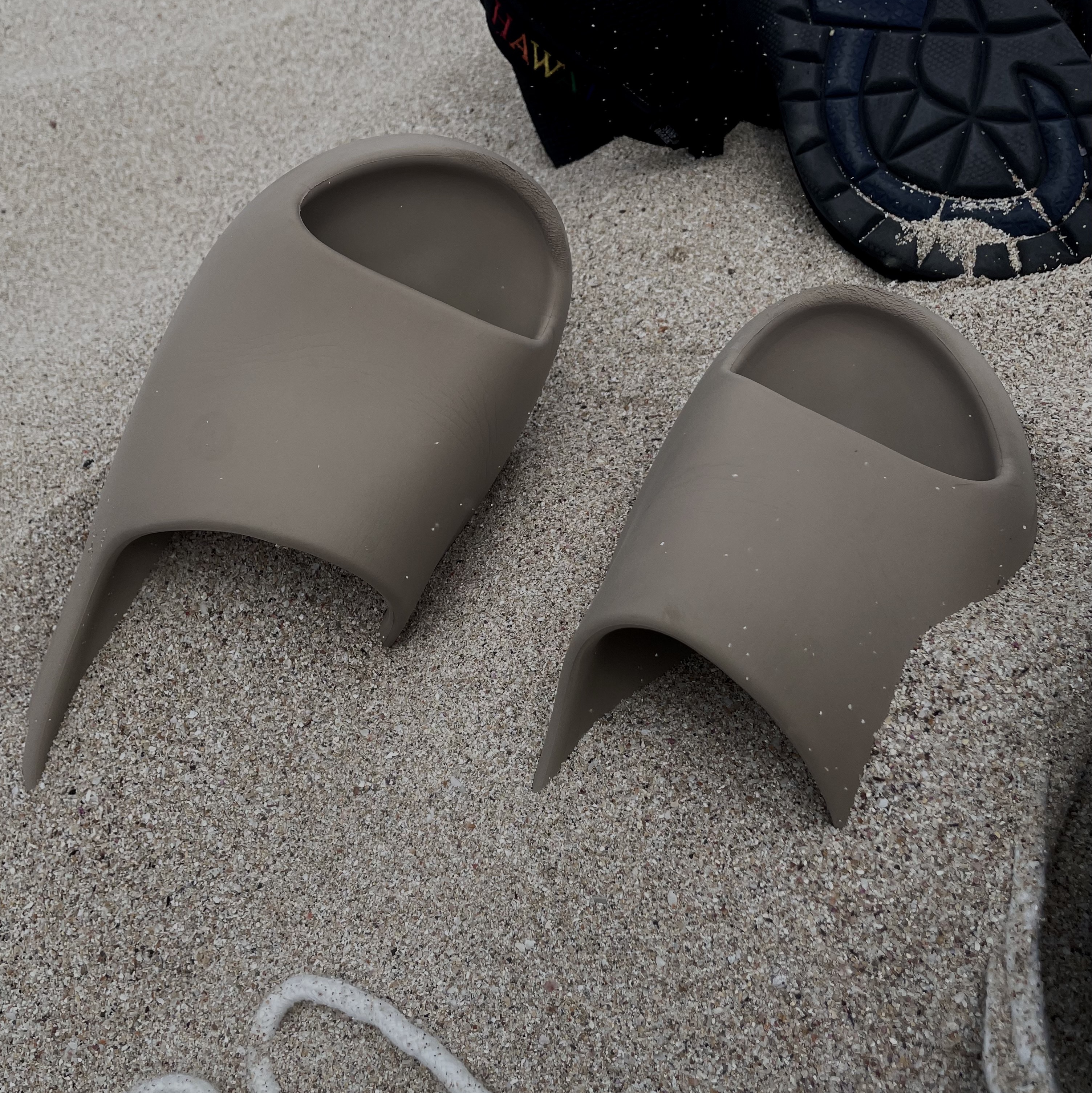 Adidas Yeezy Slide Pure - Re-Release Ver., Adidas Yeezy Slide Pure 착용 스타일