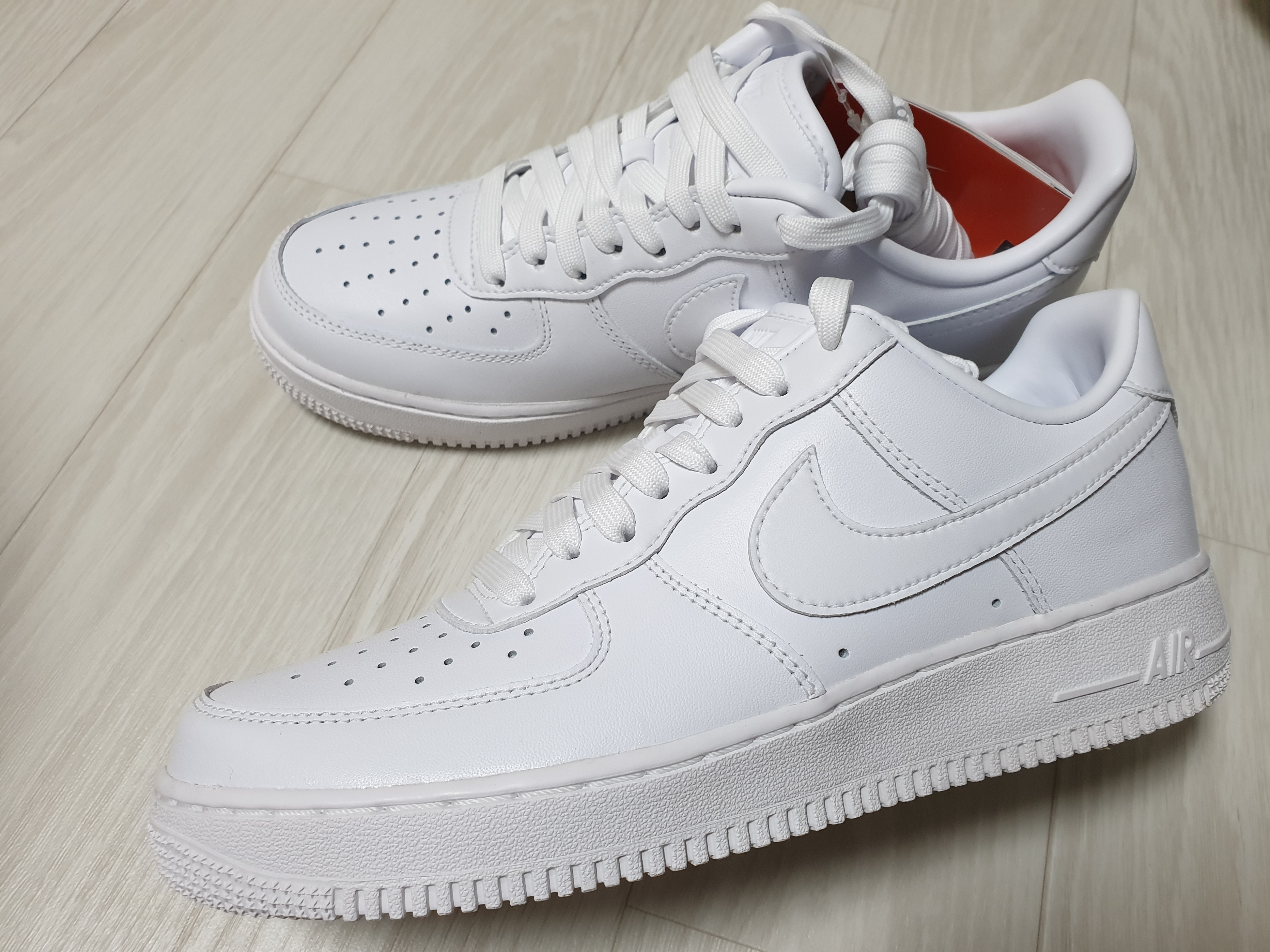 Nike Air Force 1 '07 Fresh White 착용 스타일 - 1