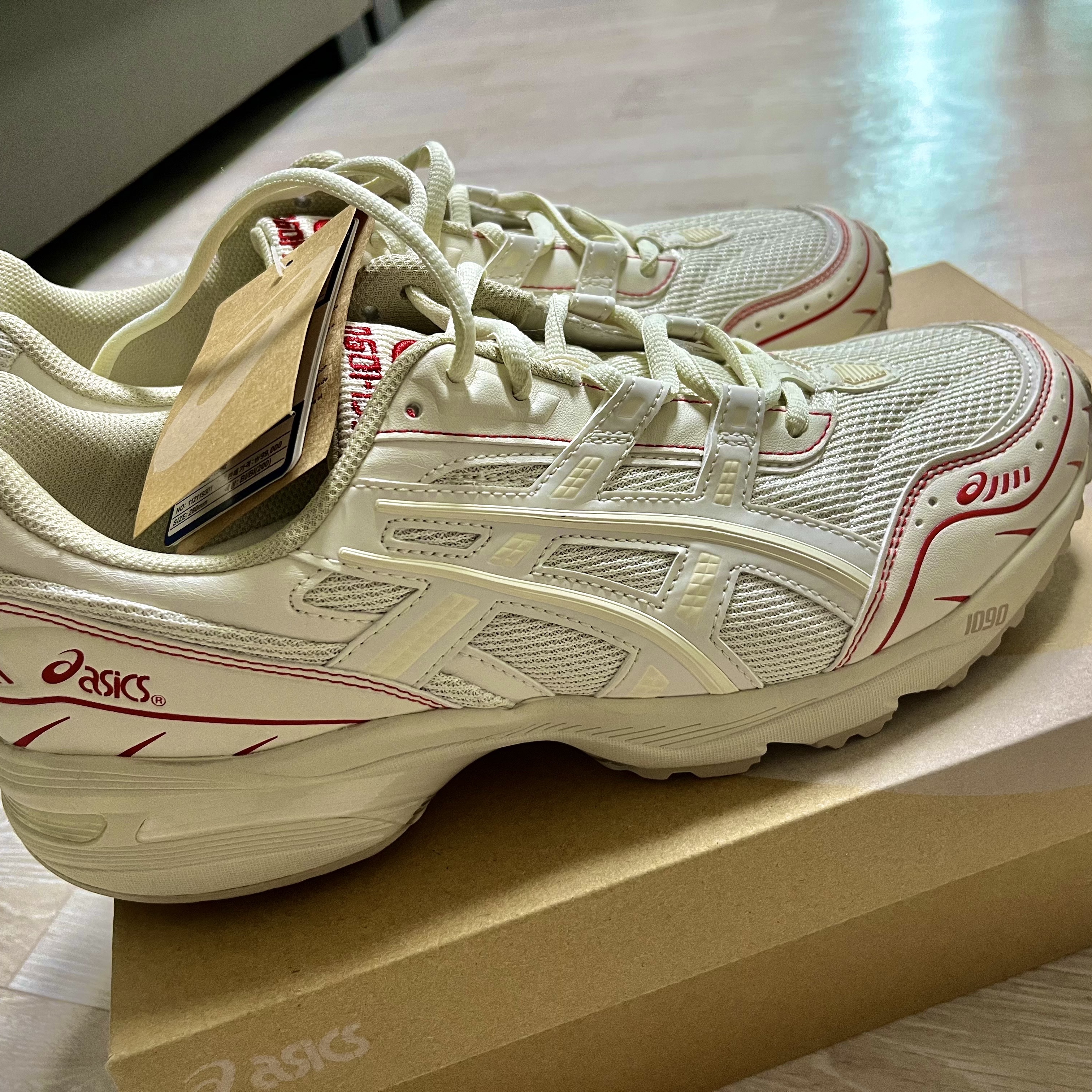 Asics Gel-1090 Birch 착용 스타일