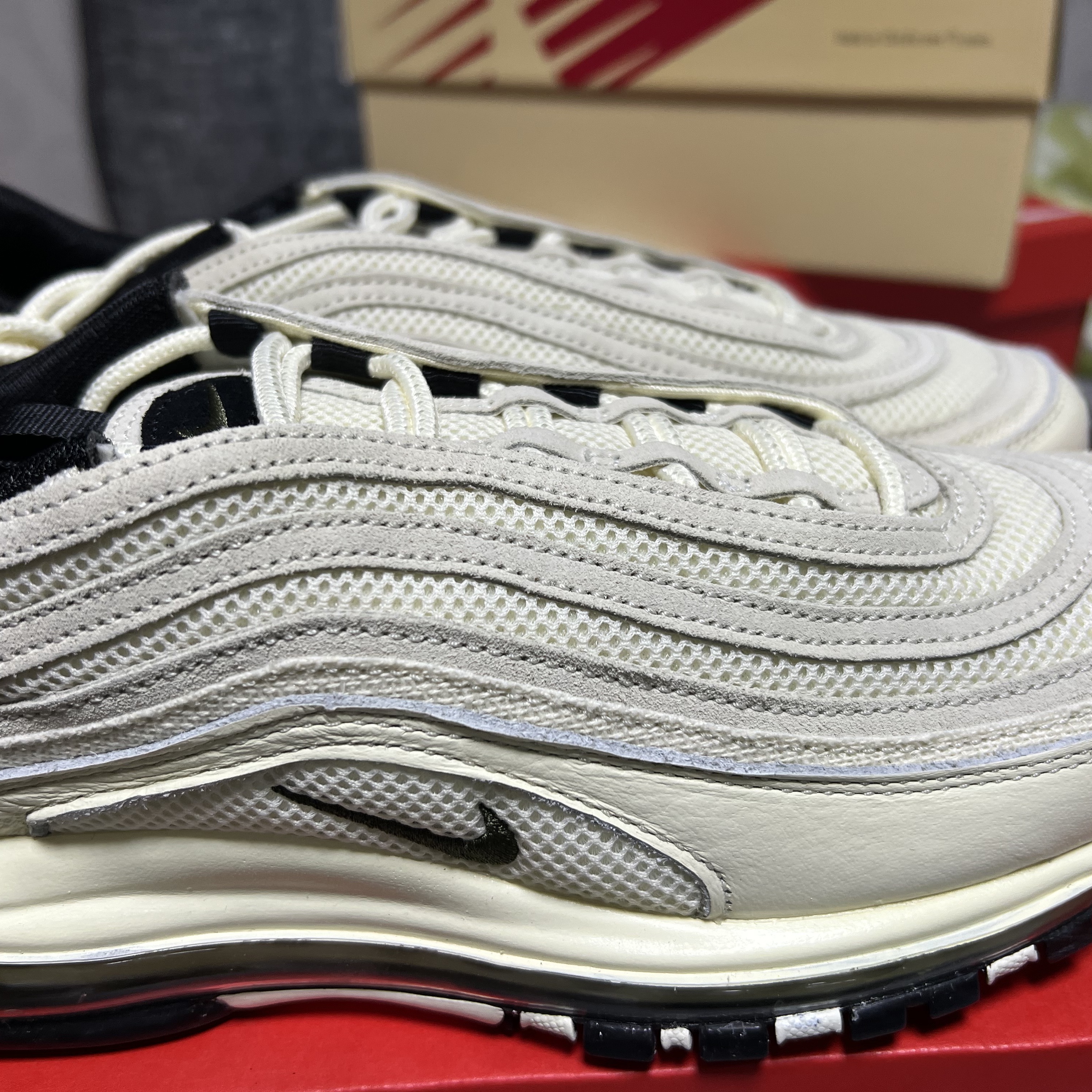 Nike Air Max 97 Coconut 착용 스타일 - 3