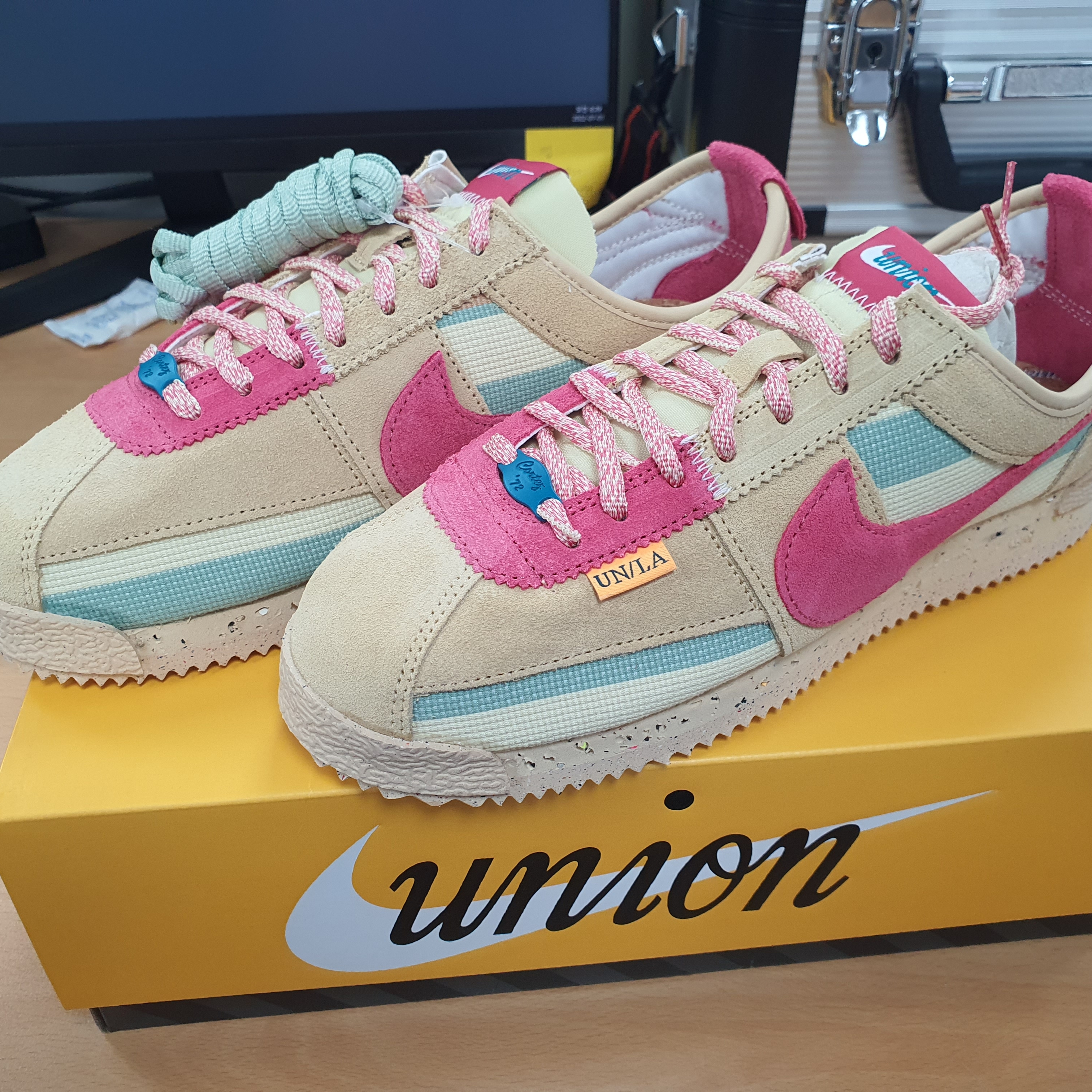 Nike x Union Cortez SP Sesame 착용 스타일