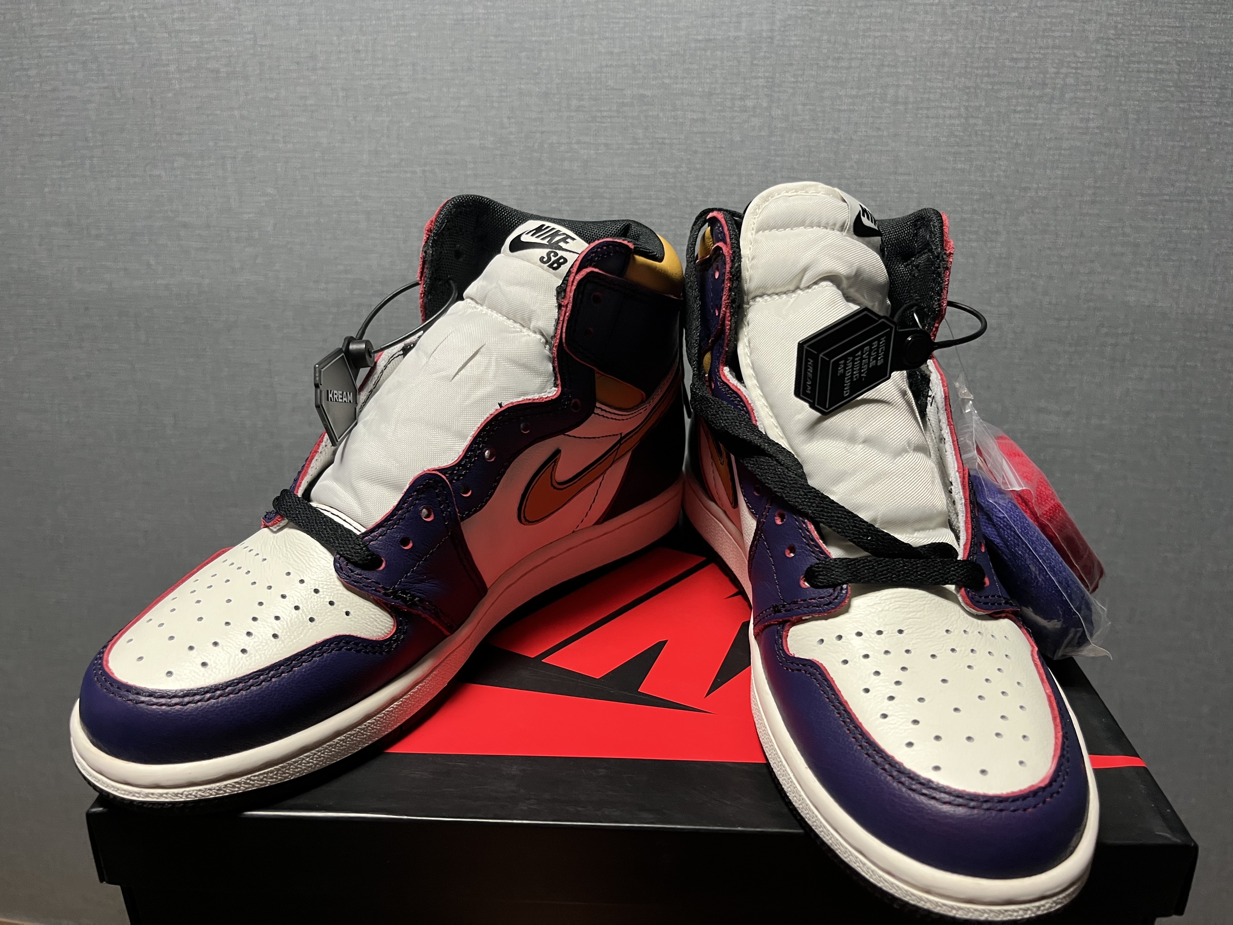 Jordan 1 Retro High OG Defiant SB LA to Chicago 착용 스타일