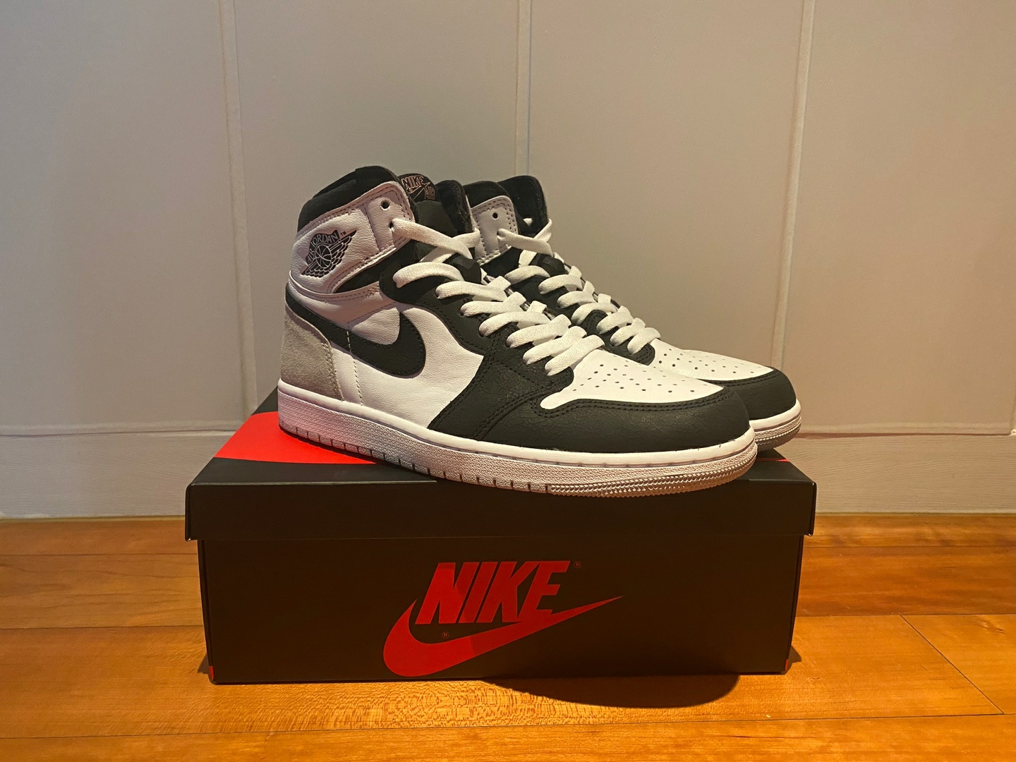 Jordan 1 Retro High OG Bleached Coral 착용 스타일 - 3