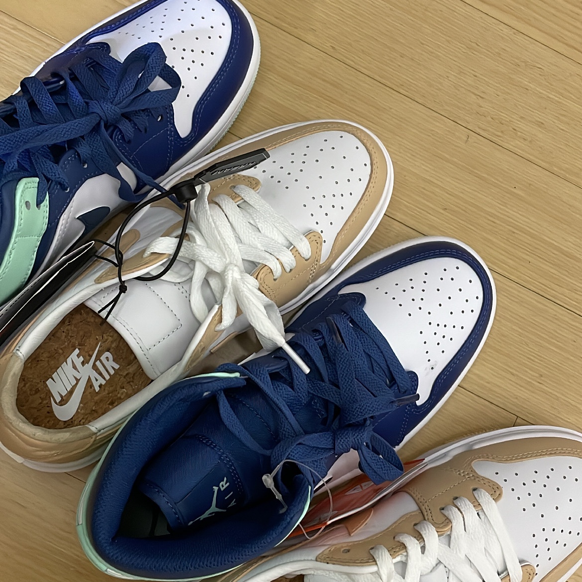 (W) Jordan 1 Elevate Low White Onyx, Jordan 1 Mid Blue Mint 착용 스타일