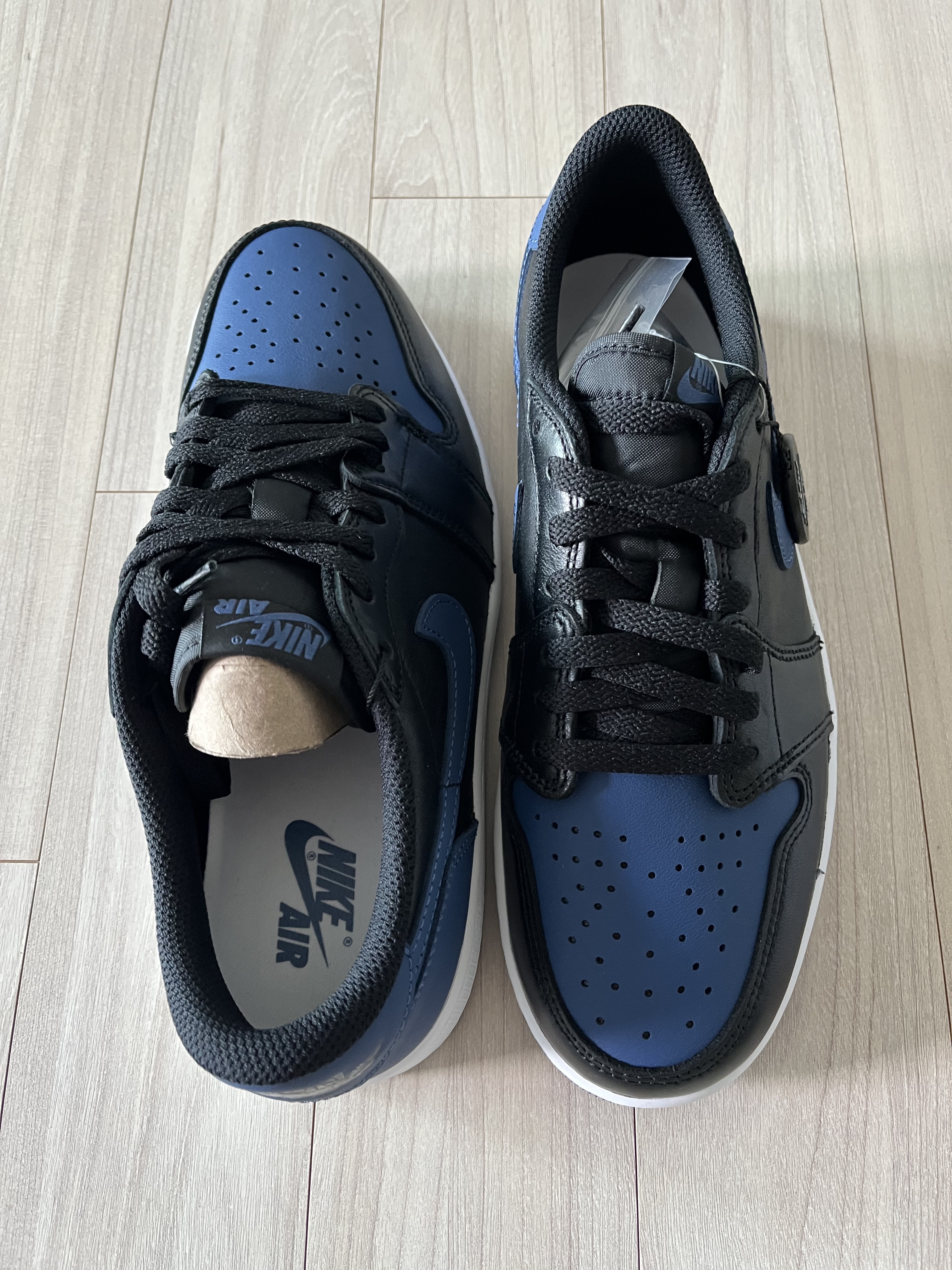 Jordan 1 Retro Low OG Mystic Navy 착용 스타일 - 3