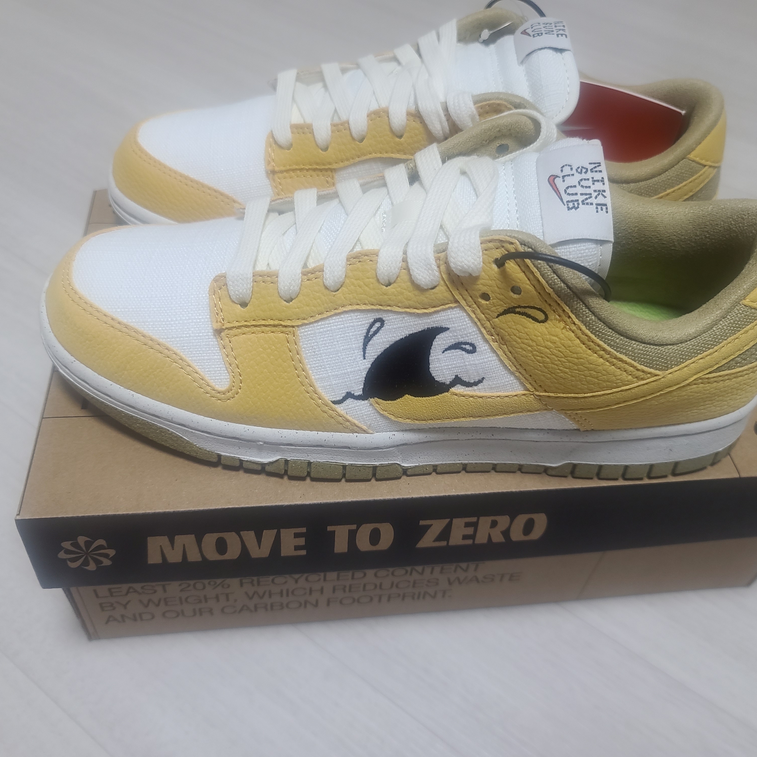 Nike Dunk Low Retro SE Next Nature Nike Sun Club 착용 스타일 - 1