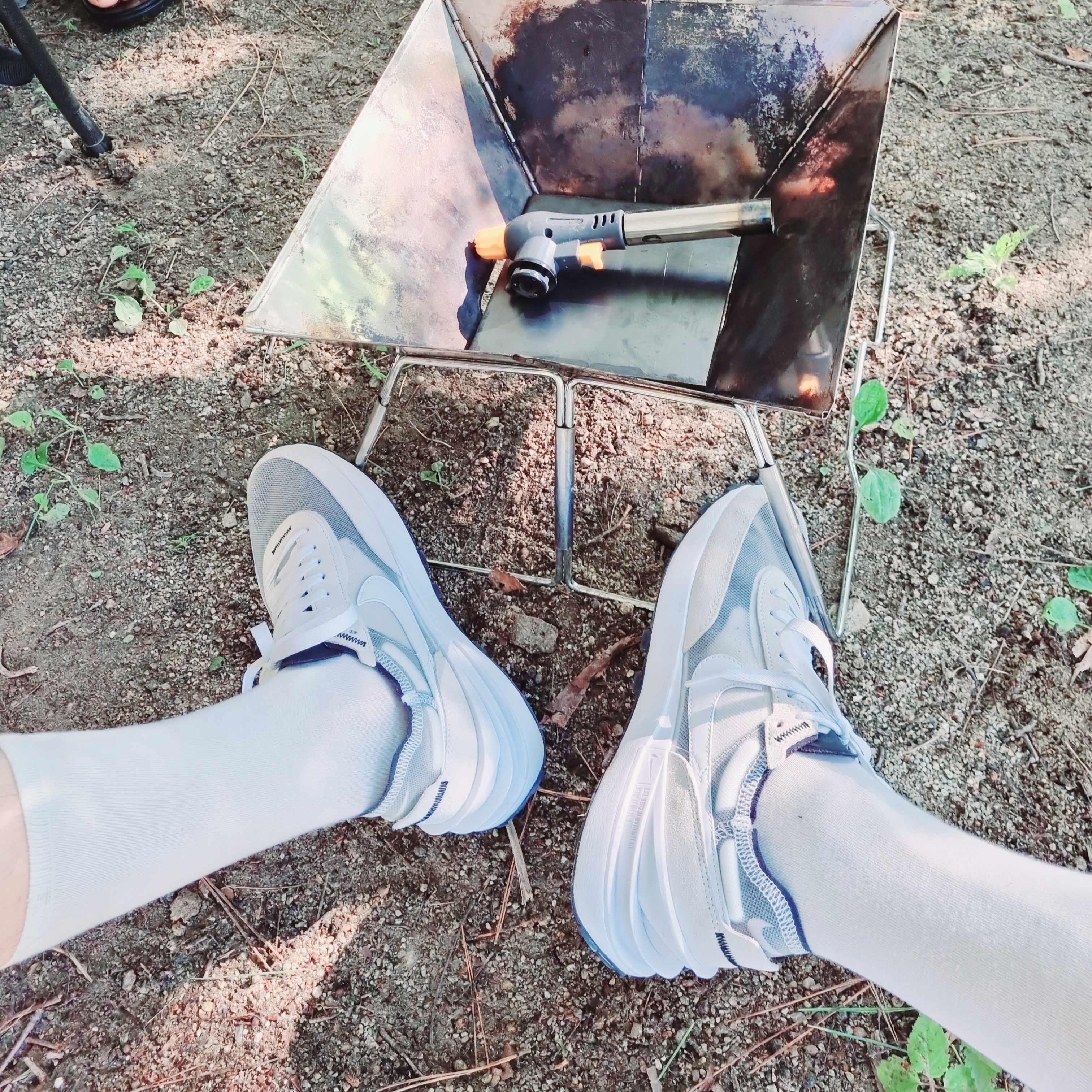 Nike Waffle One Infinite Lilac 착용 스타일