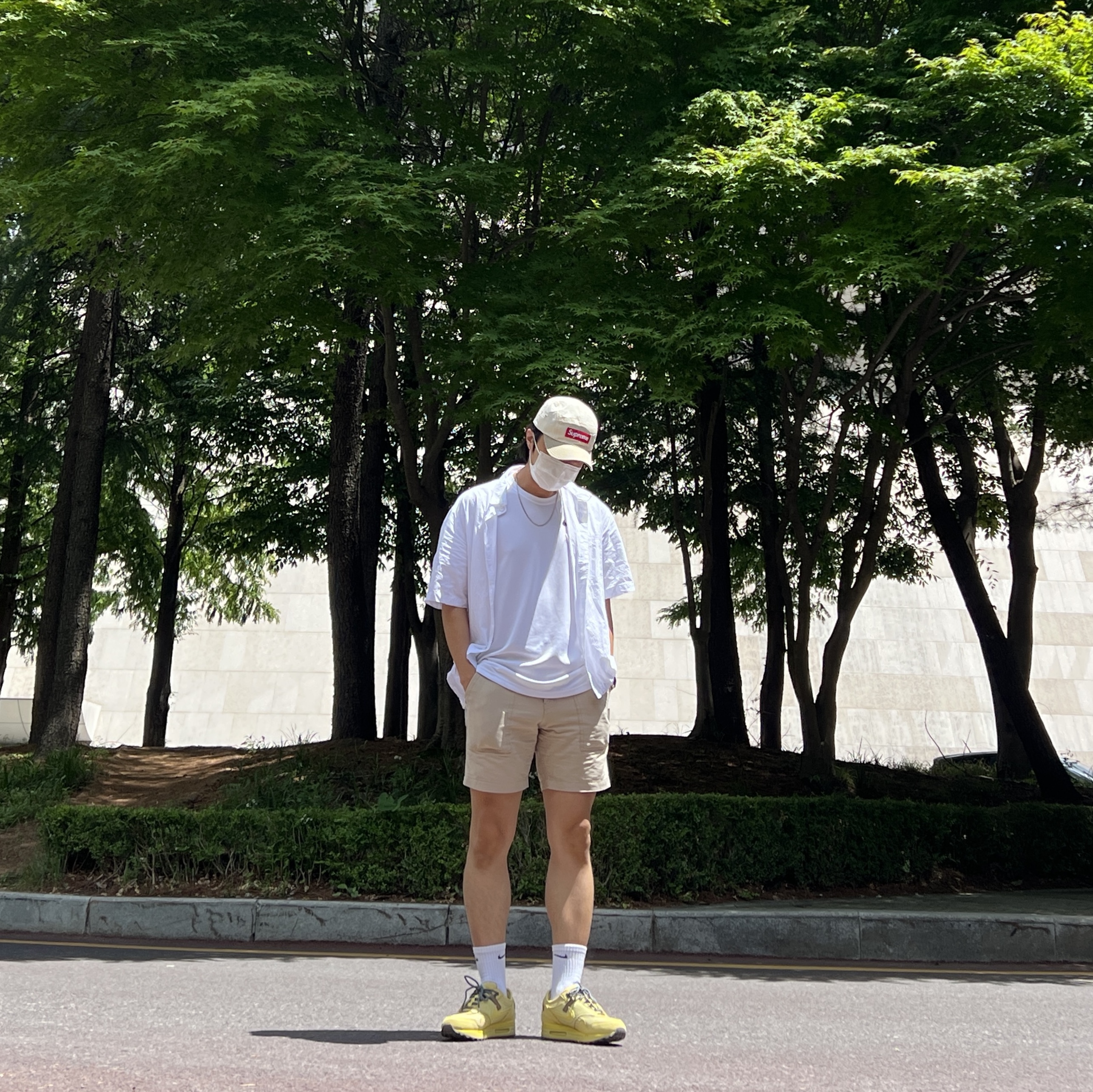 Supreme Waxed Cotton Camp Cap Natural - 21FW, Nike x Travis Scott Air Max 1 Cact.us Gold 착용 스타일