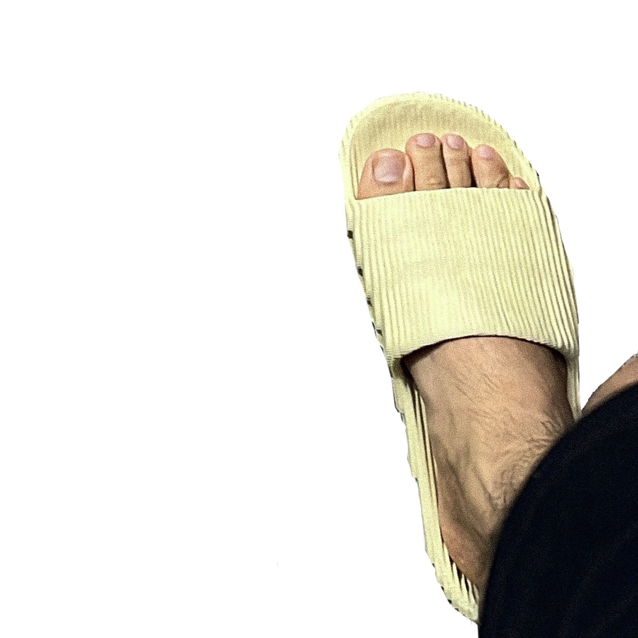 Adidas Adilette 22 Desert Sand 착용 스타일