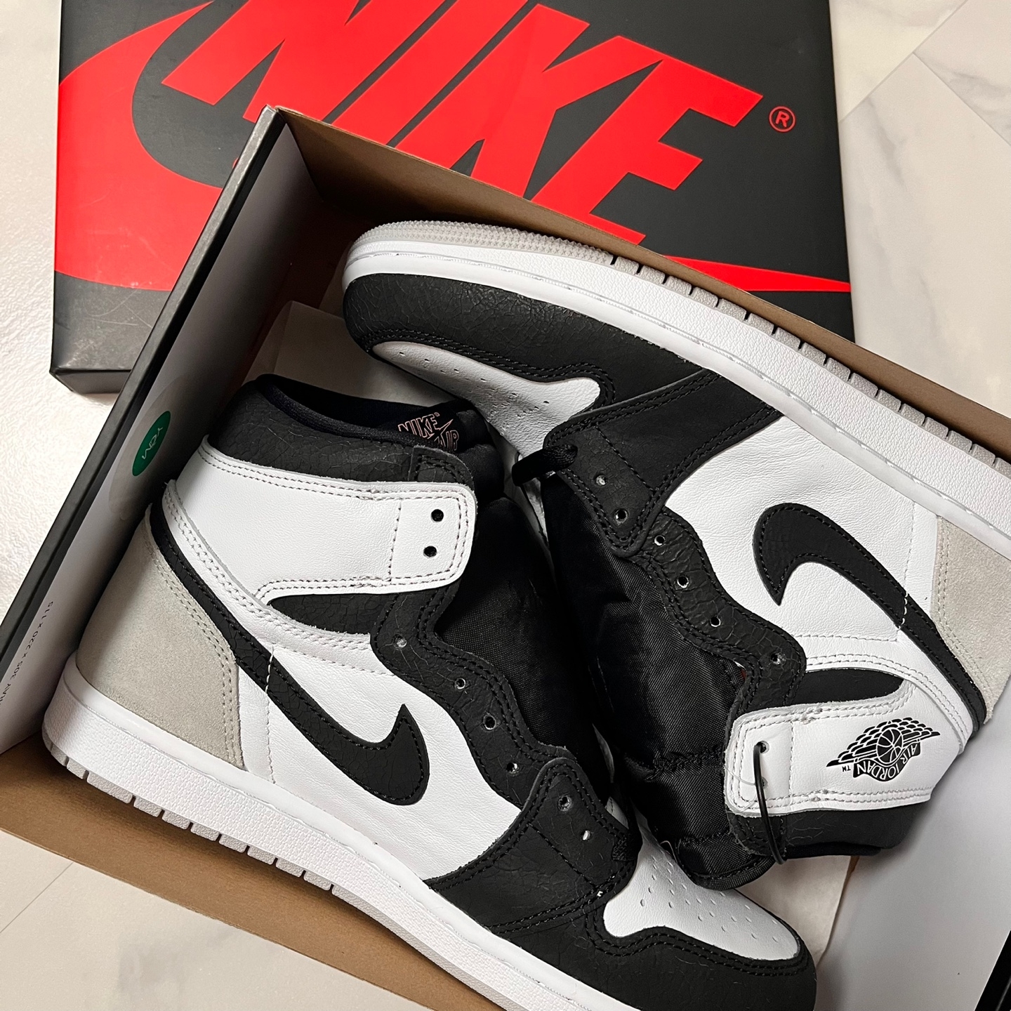 Jordan 1 Retro High OG Bleached Coral 착용 스타일 - 1