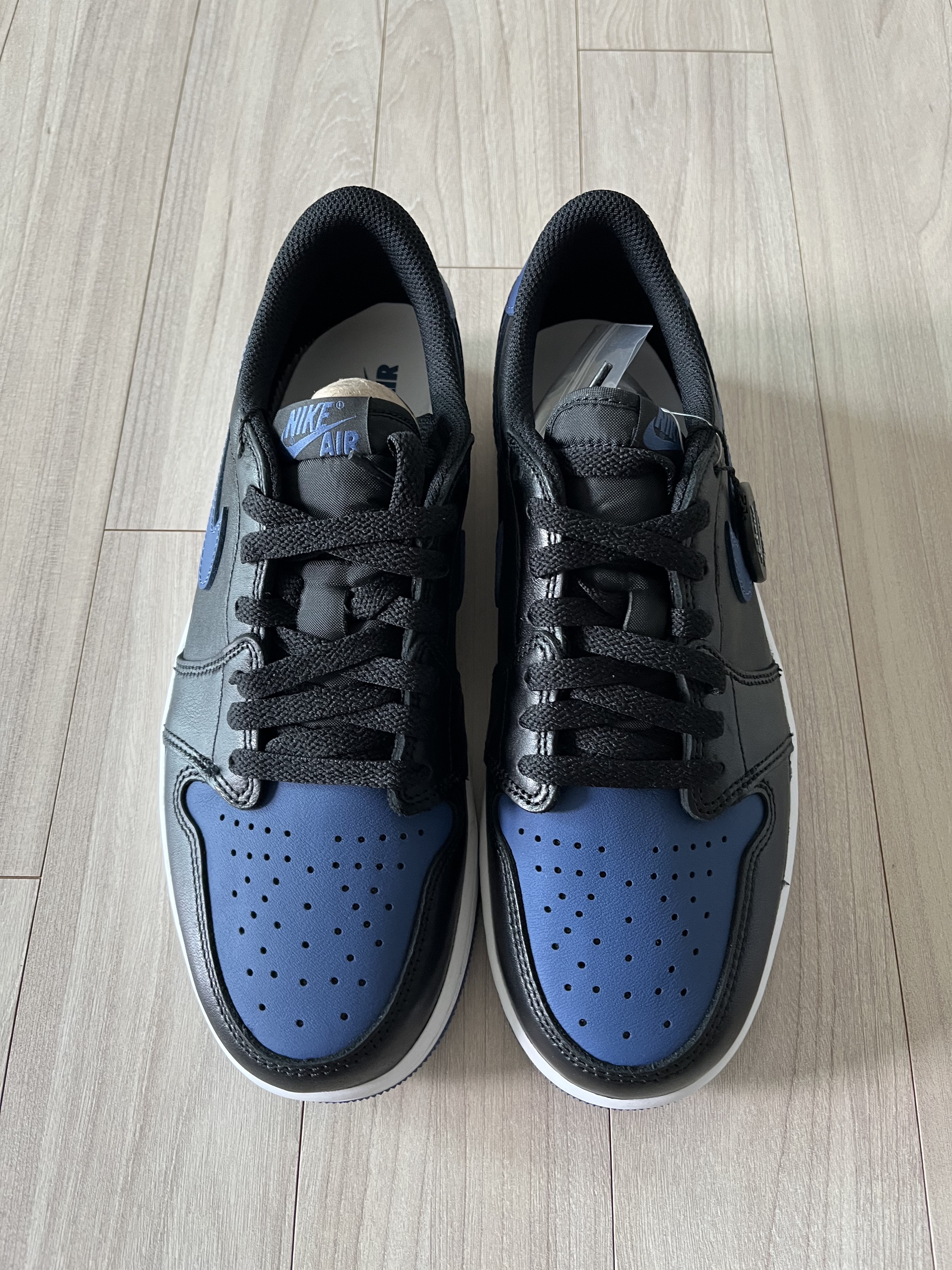 Jordan 1 Retro Low OG Mystic Navy 착용 스타일 - 1