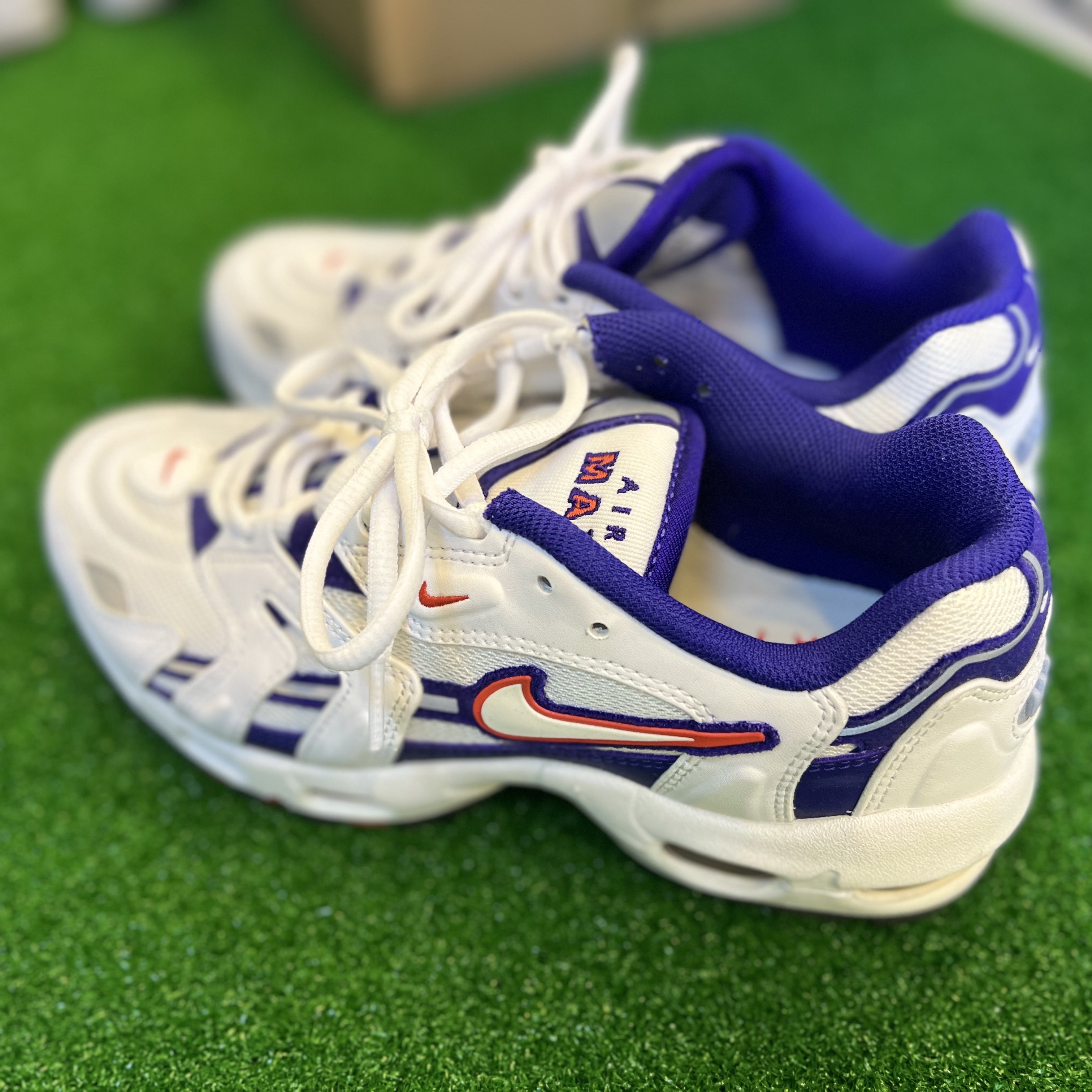 (W) Nike Air Max 96 II Grape Ice 착용 스타일