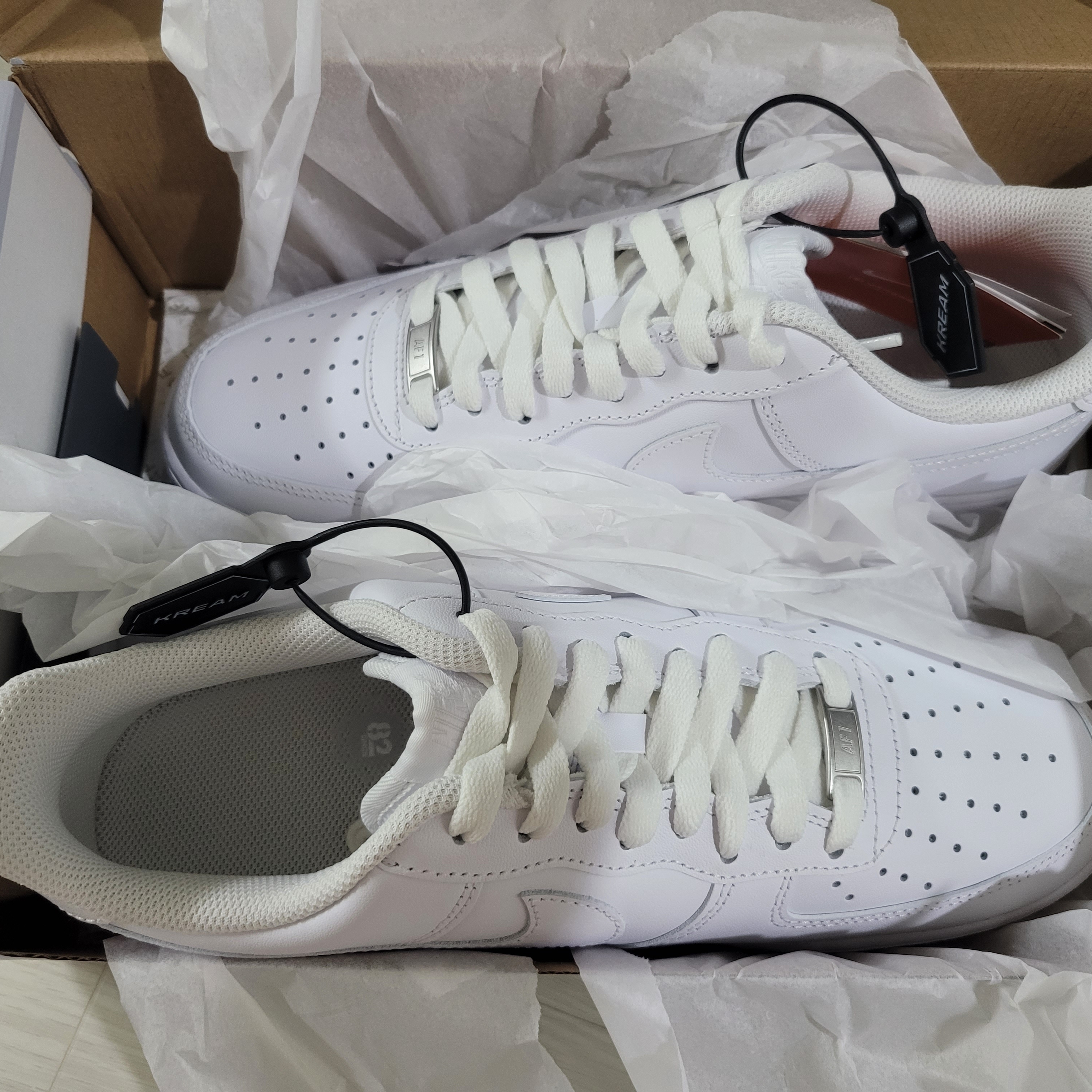 Nike Air Force 1 '07 Low White 착용 스타일 - 2