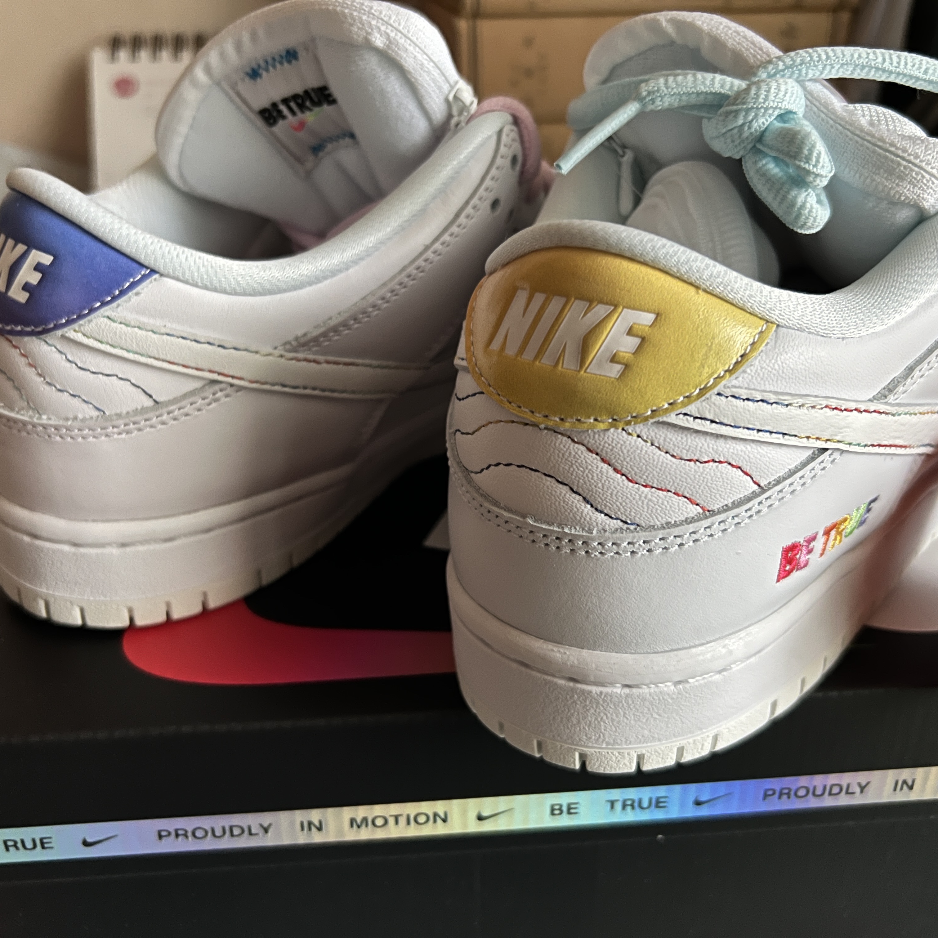 Nike SB Dunk Low Pro Be True 착용 스타일 - 1