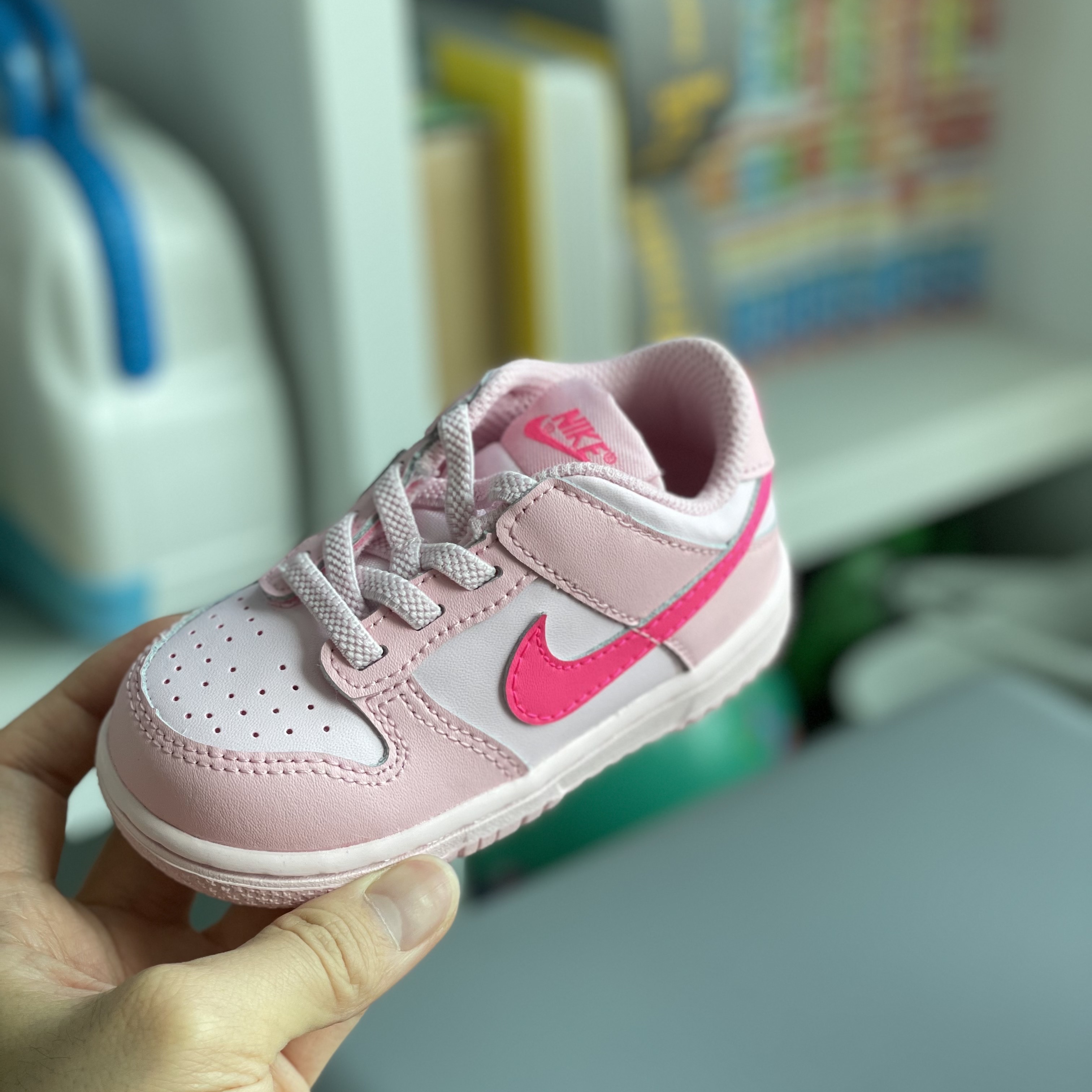 (TD) Nike Dunk Low Triple Pink 착용 스타일 - 2