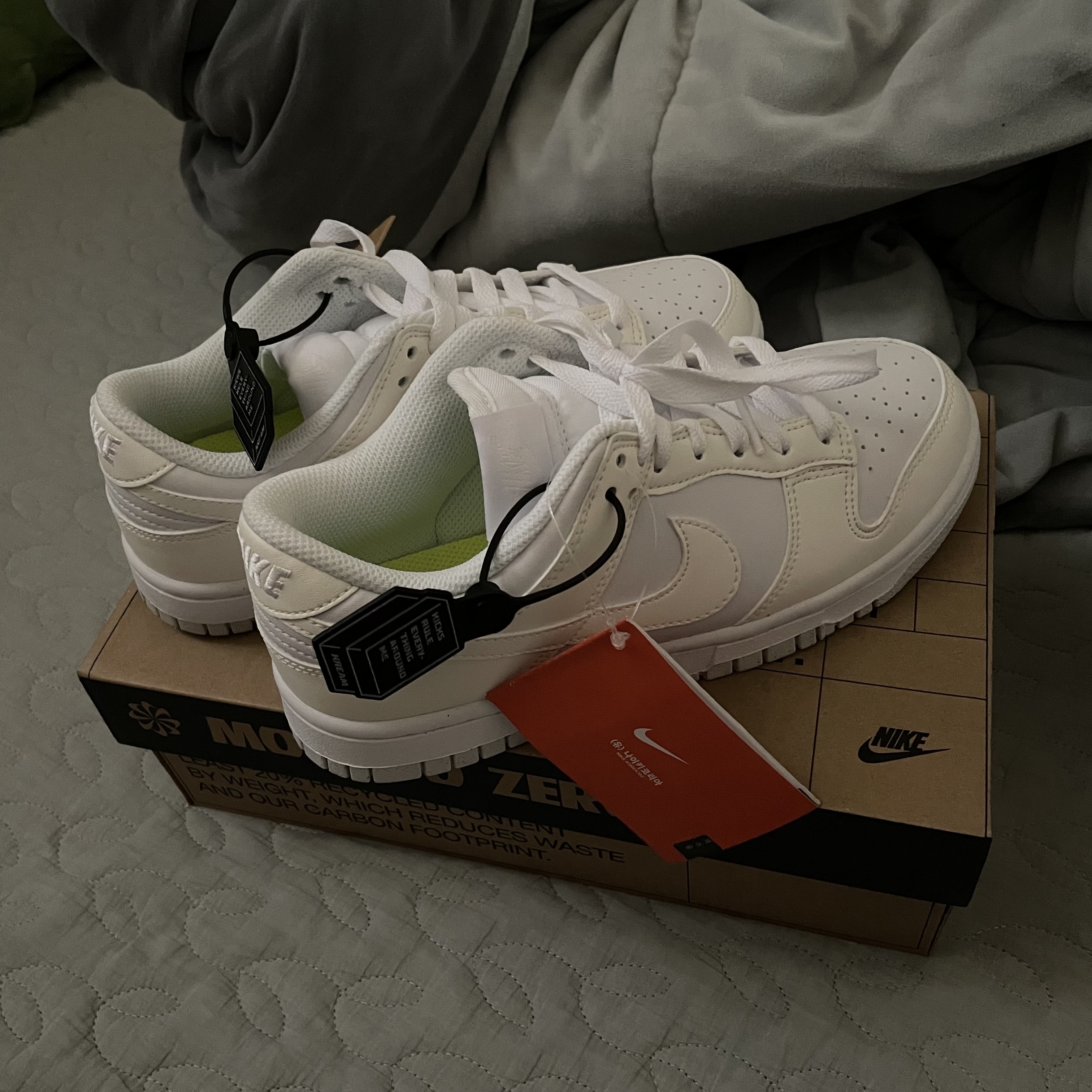 (W) Nike Dunk Low Next Nature Sail 착용 스타일 - 1