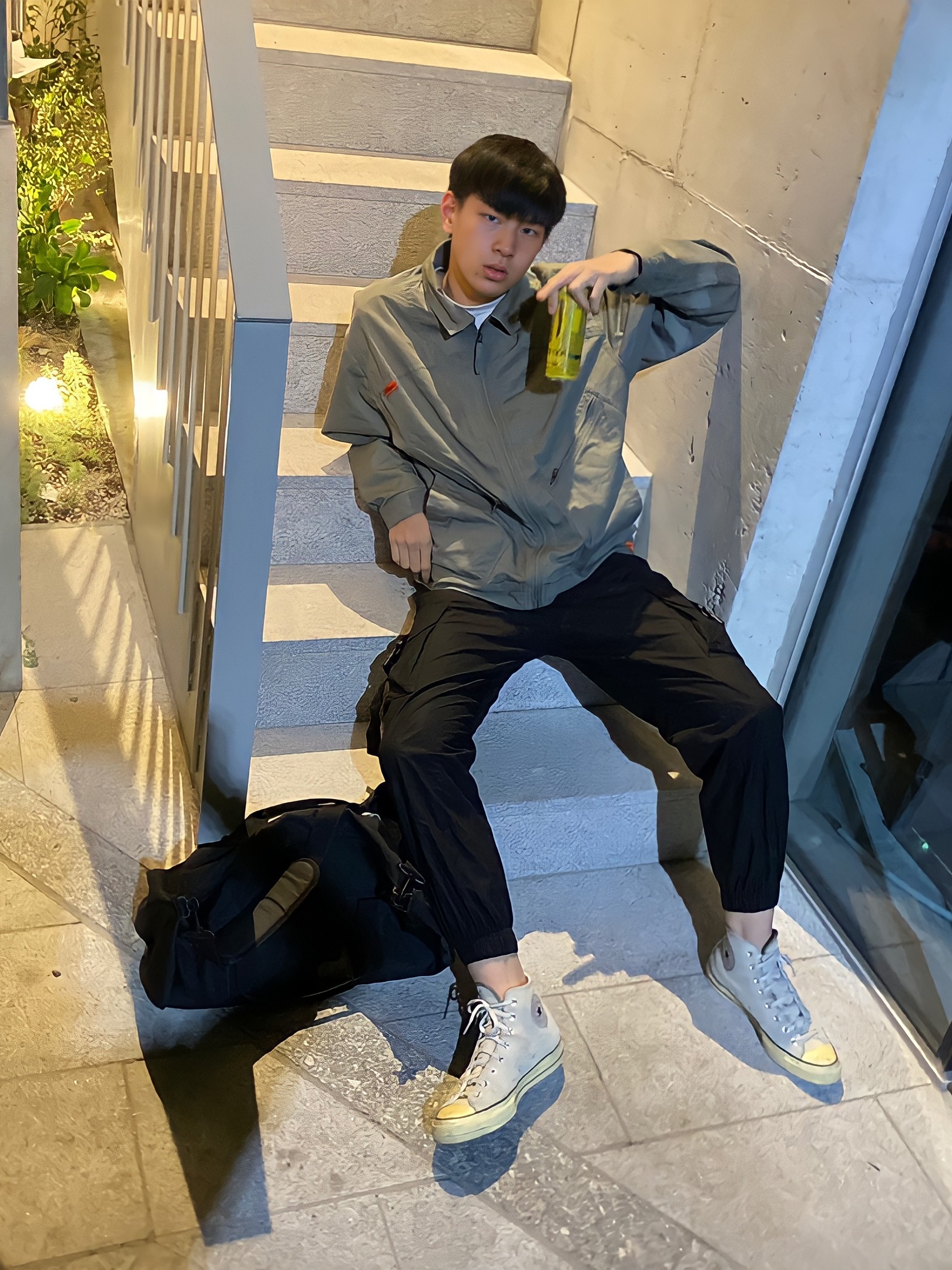 Converse x Thisisneverthat Chuck 70 High Lemon Icing 착용 스타일 - 1